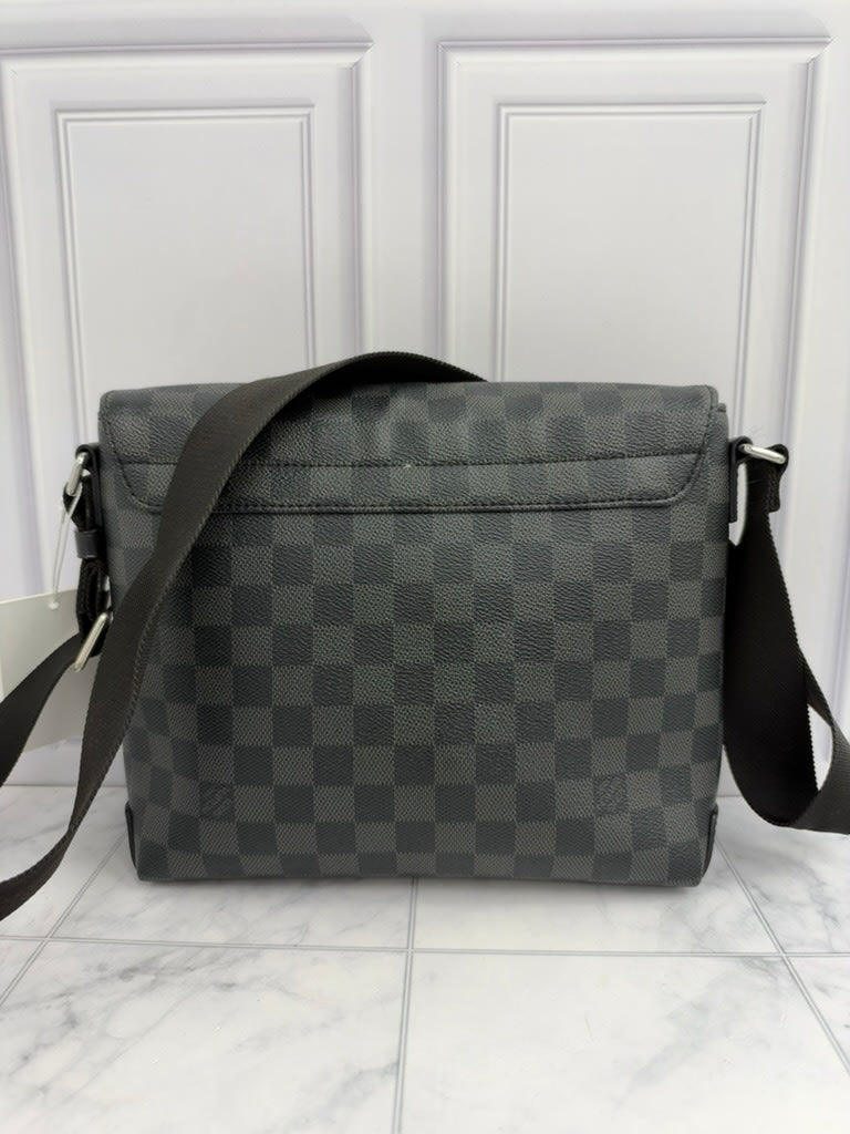 Louis Vuitton Damier Graphite District Messenger Bag PM