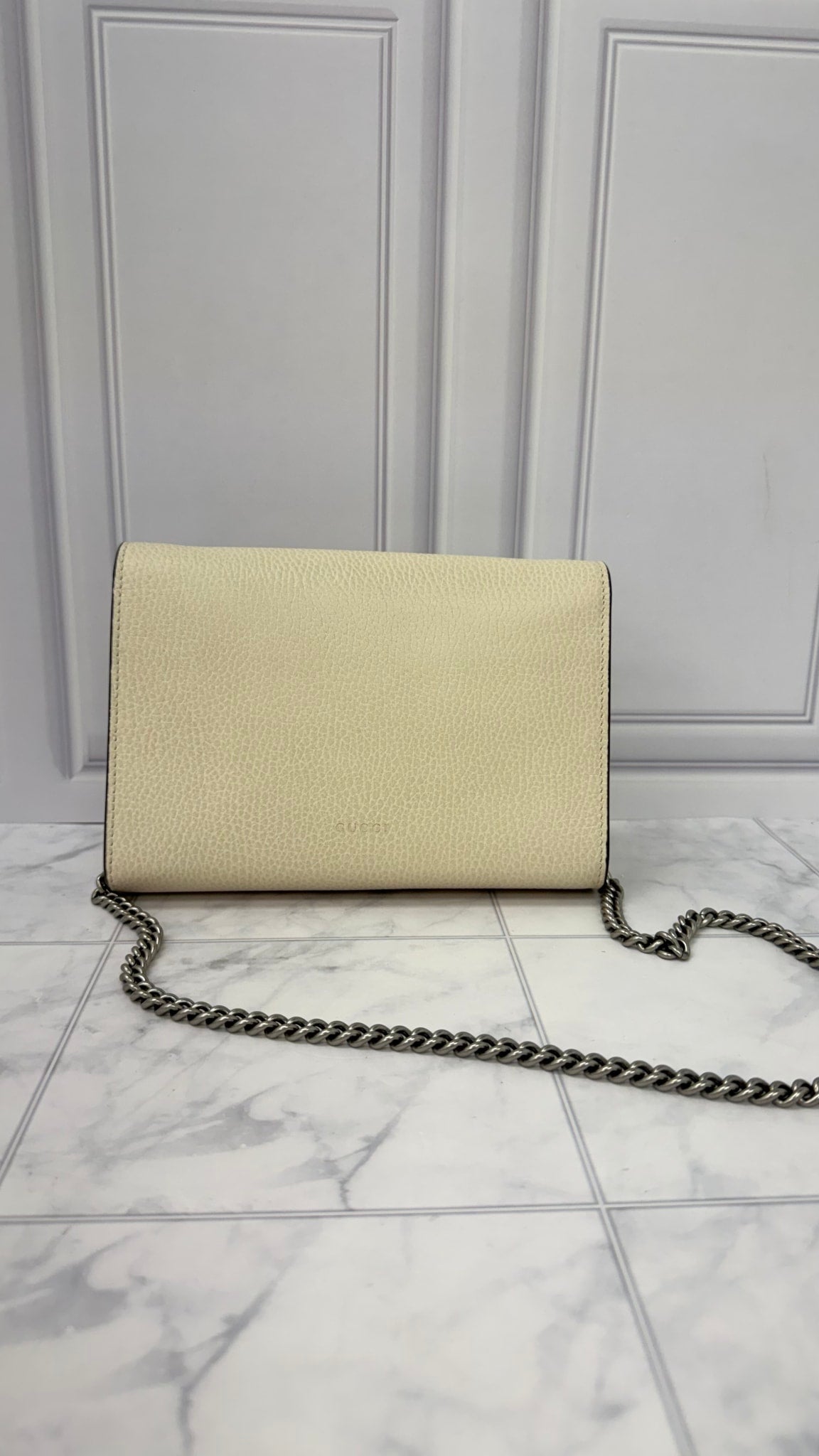 LIKE NEW - Gucci Ivory Grained Leather Dionysus Wallet On A Chain 