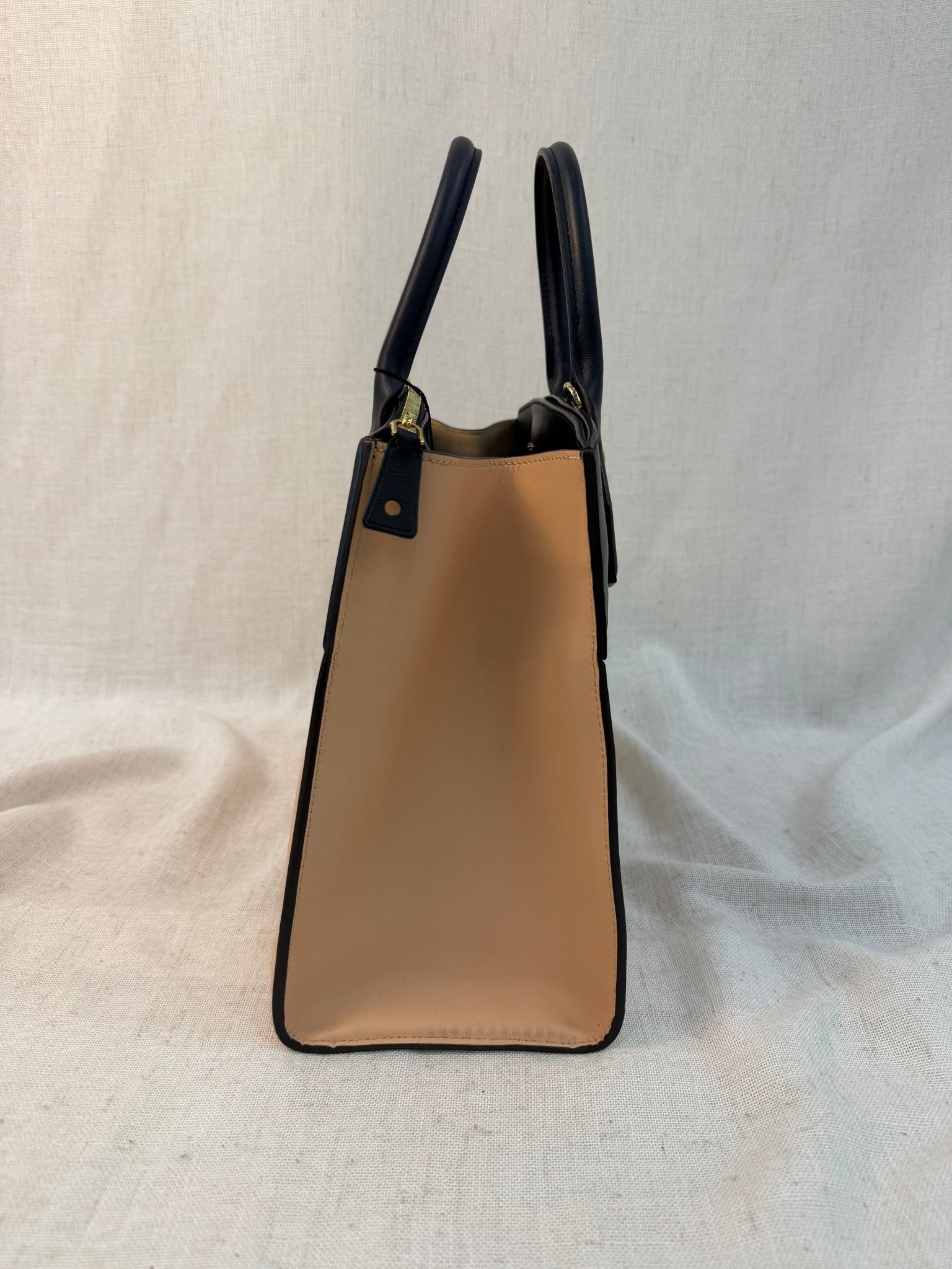 Louis Vuitton Black And Tan Leather City Steamer MM Handbag