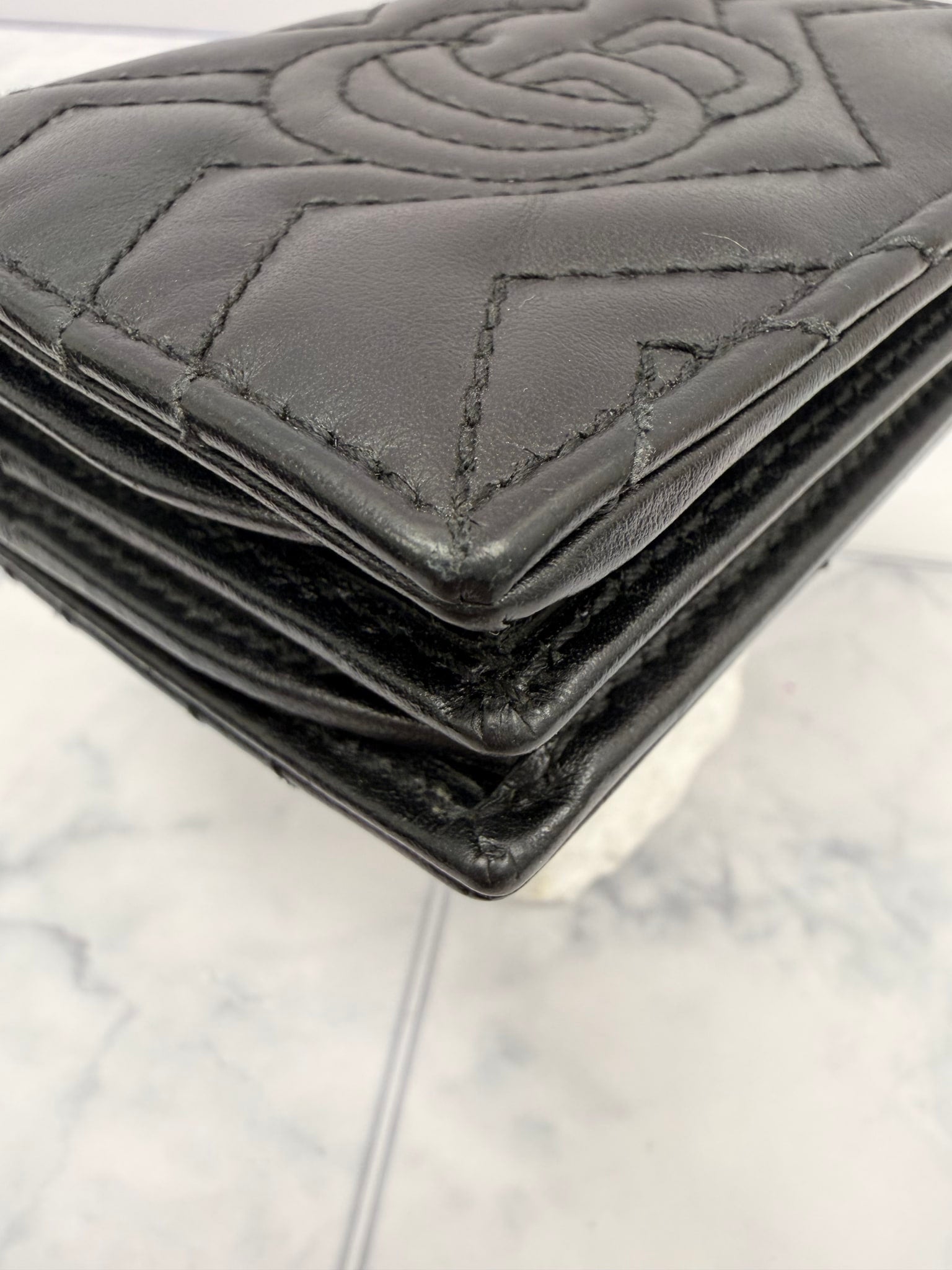 Gucci Black Chevron Leather GG Marmont Compact Wallet 