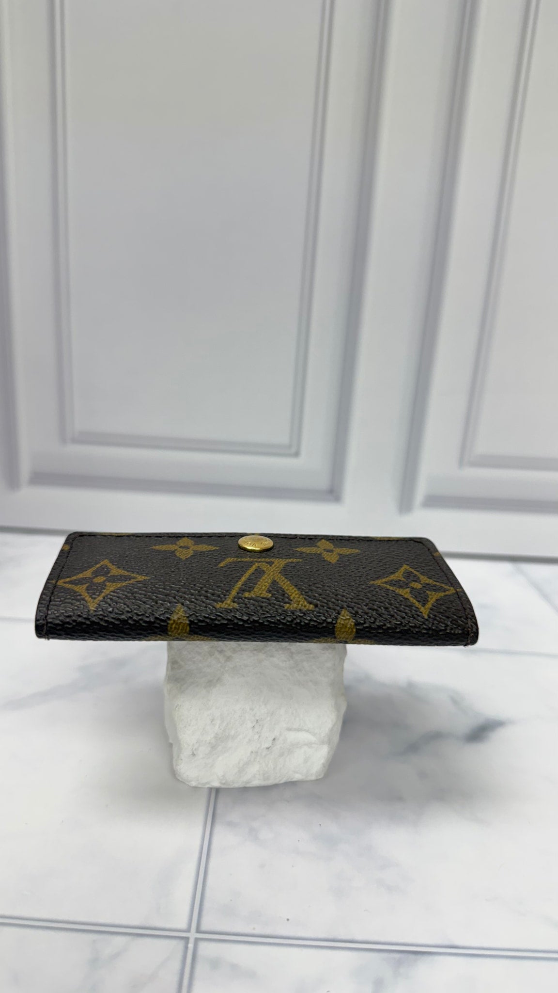 Louis Vuitton Monogram  Card Holder 