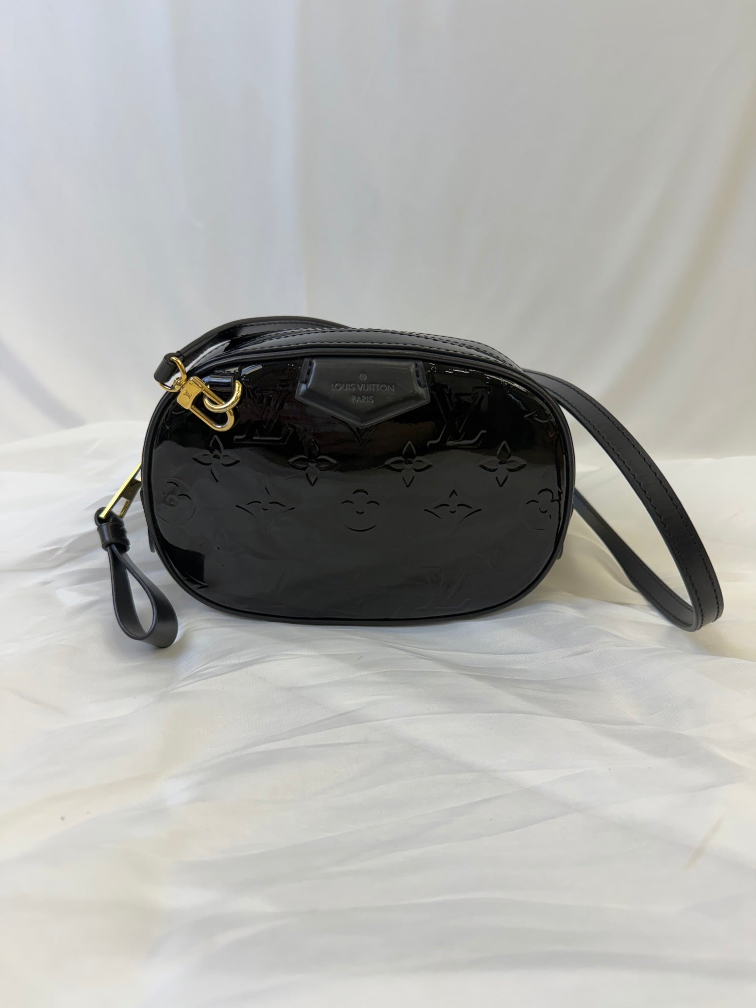 Louis Vuitton Black Vernis Leather Round Crossbody X Belt Bag