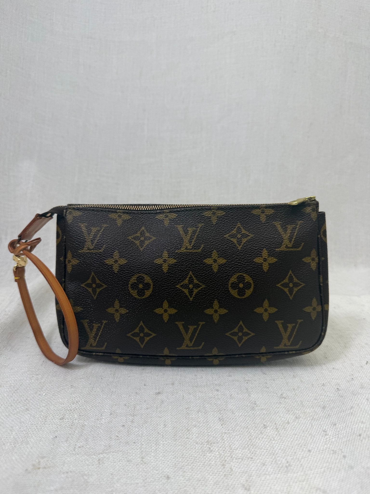 Louis Vuitton Monogram Pochette Accessories