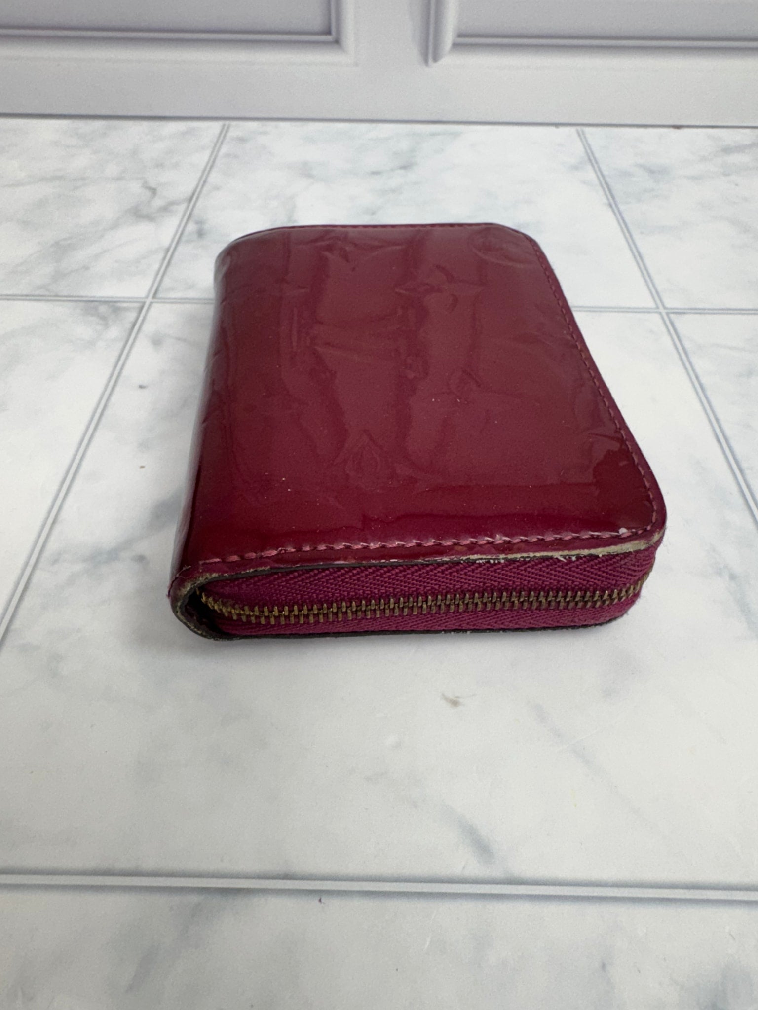 Louis Vuitton Burgundy Monogram Vernis Compact Zippy Wallet