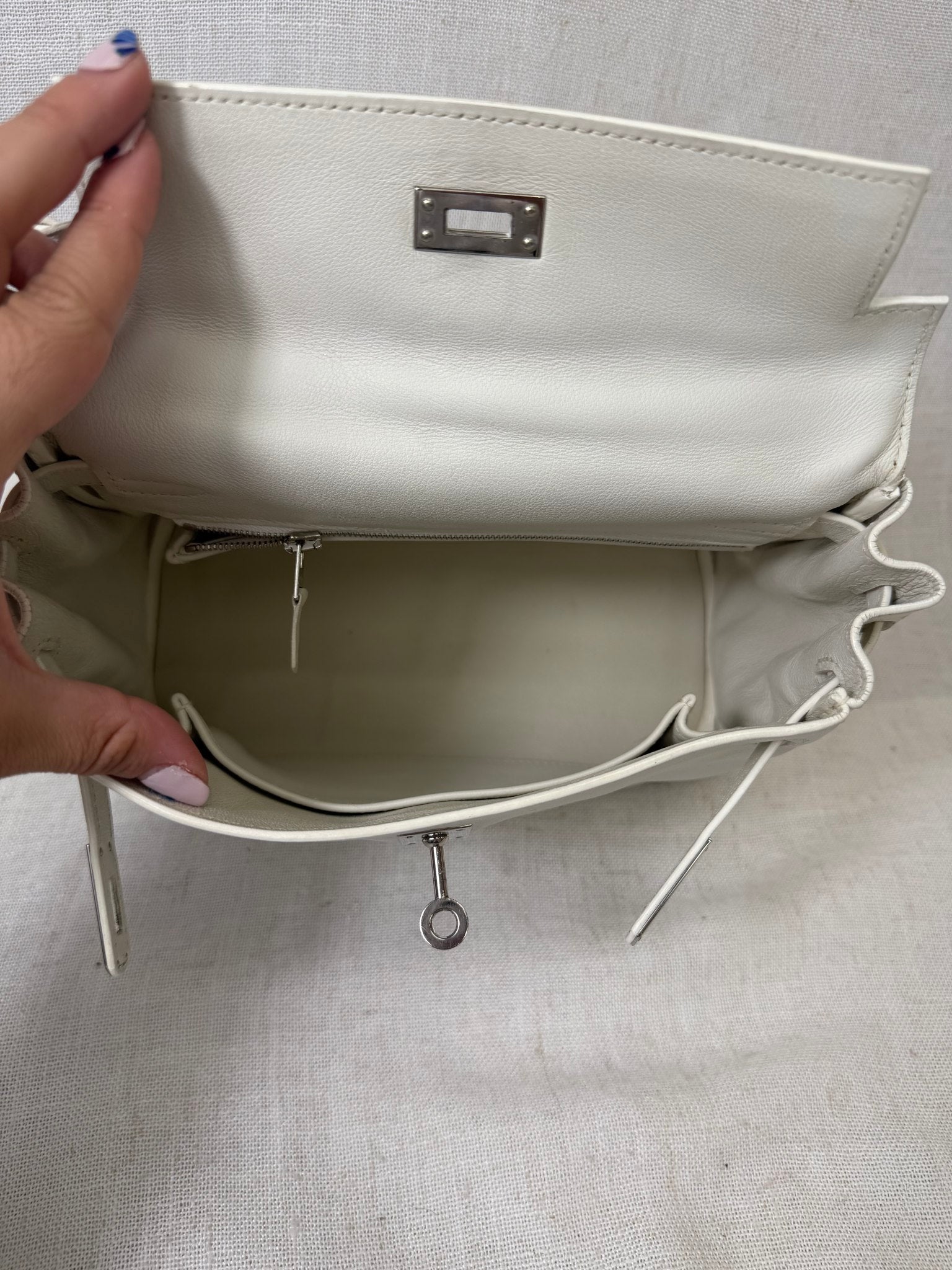 Hermes White Swift Leather Kelly 25 Hand Bag 