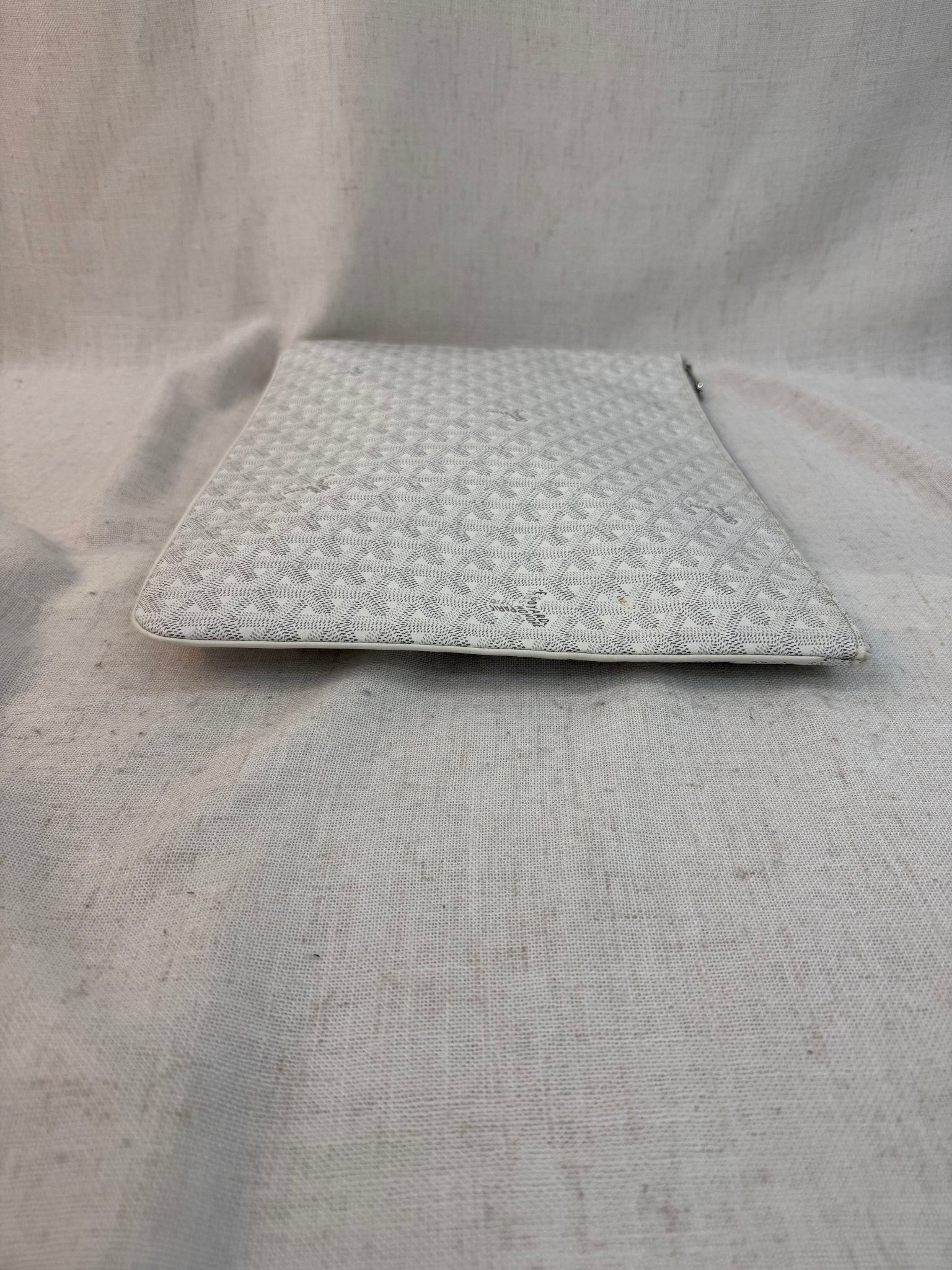 Goyard White Leather Goyardine Senat GM Pouch