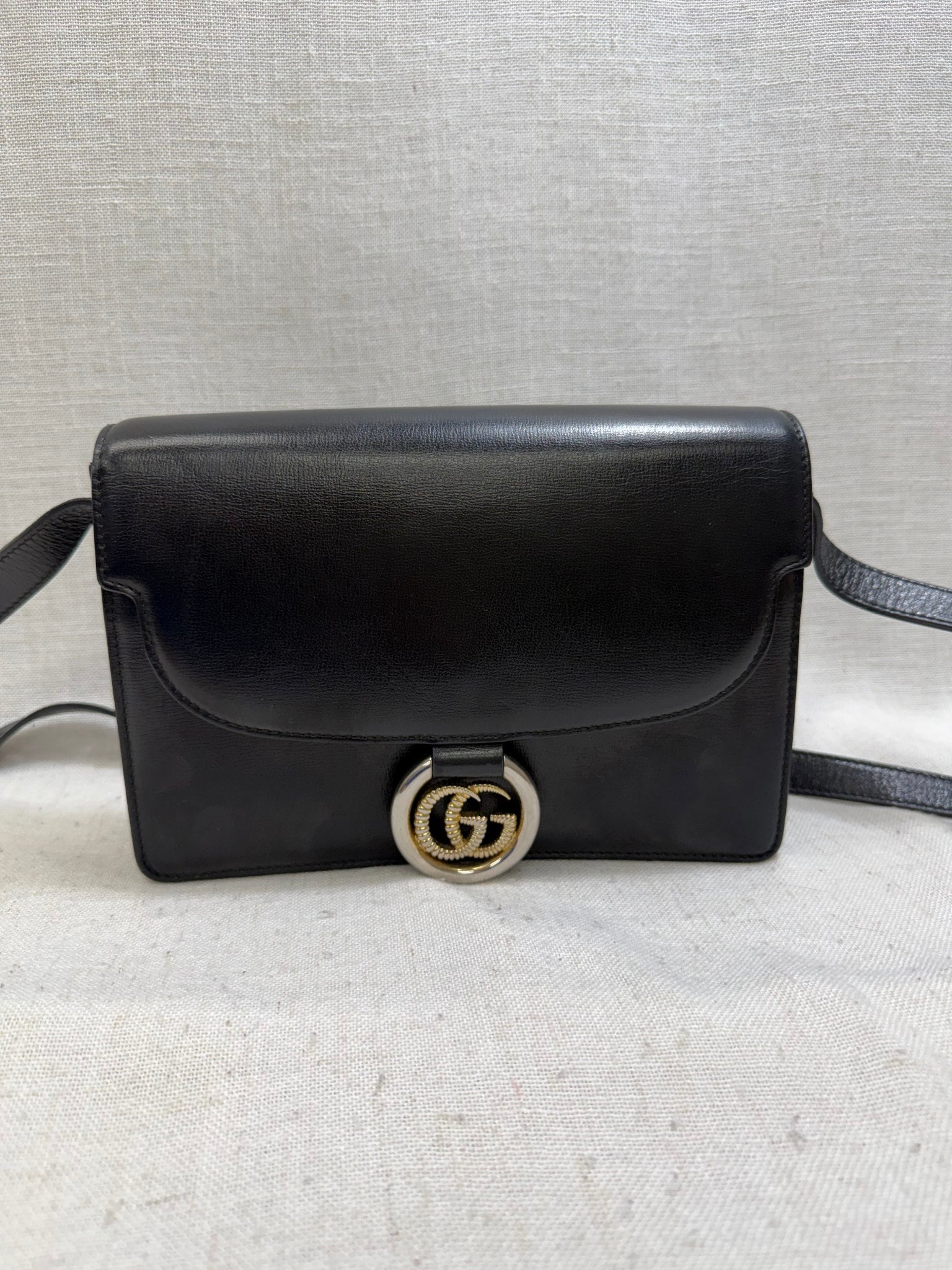 Gucci Black Leather GG Ring Shoulder Bag 