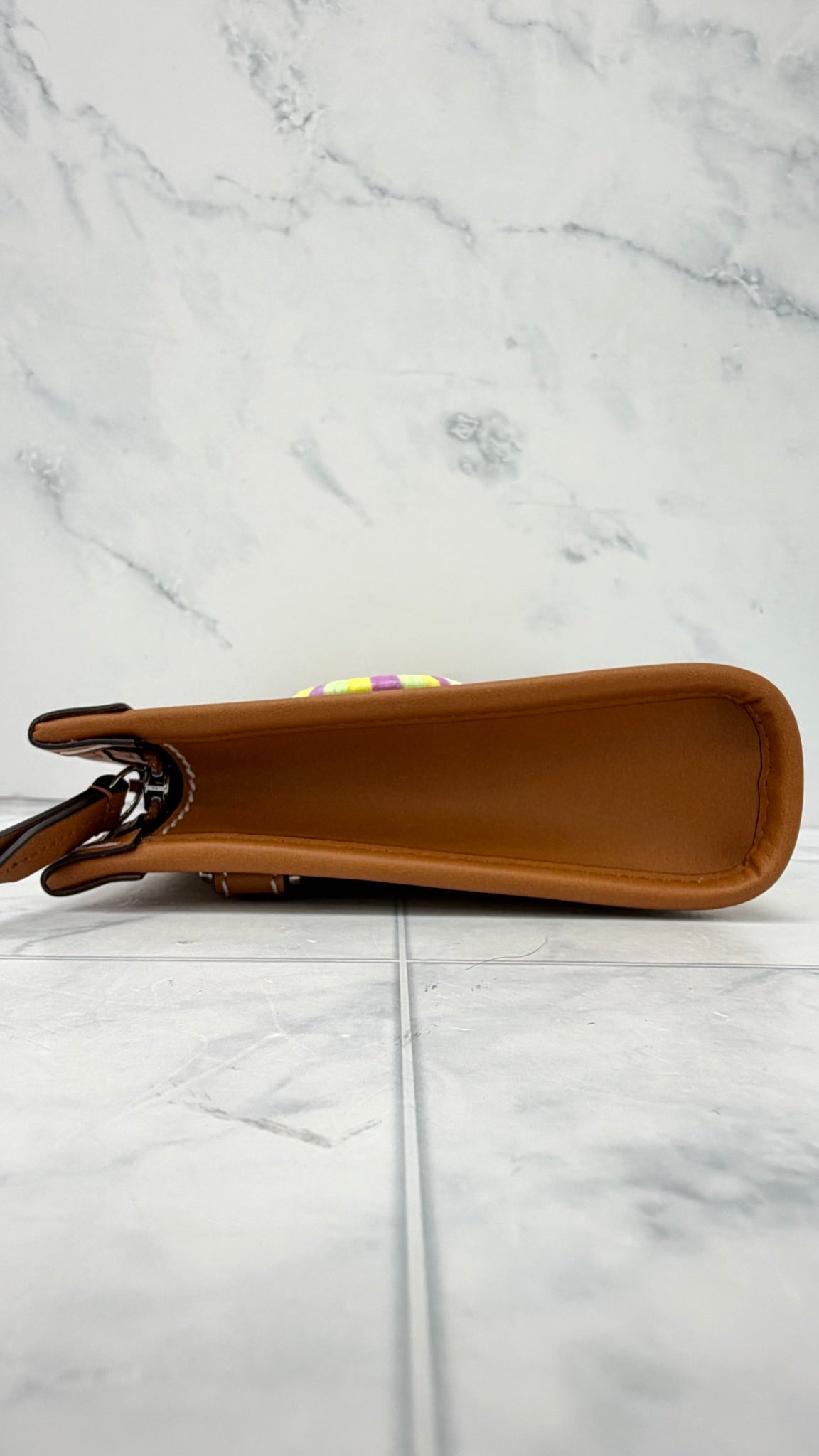 LIKE NEW - Gucci Multicolor Raffia Clutch