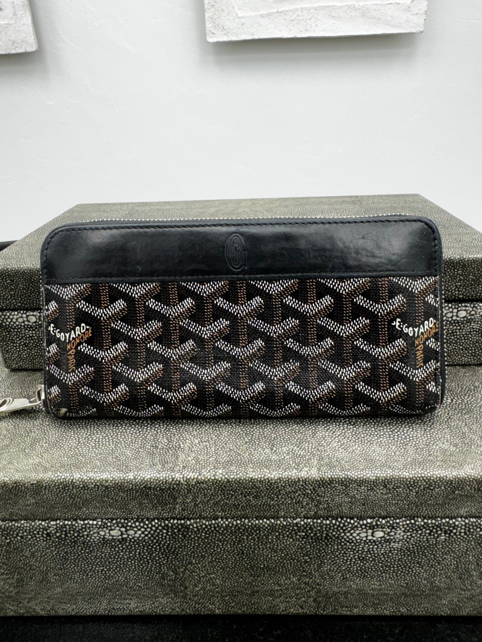 Goyard Black Goyardine Leather Zippy Wallet