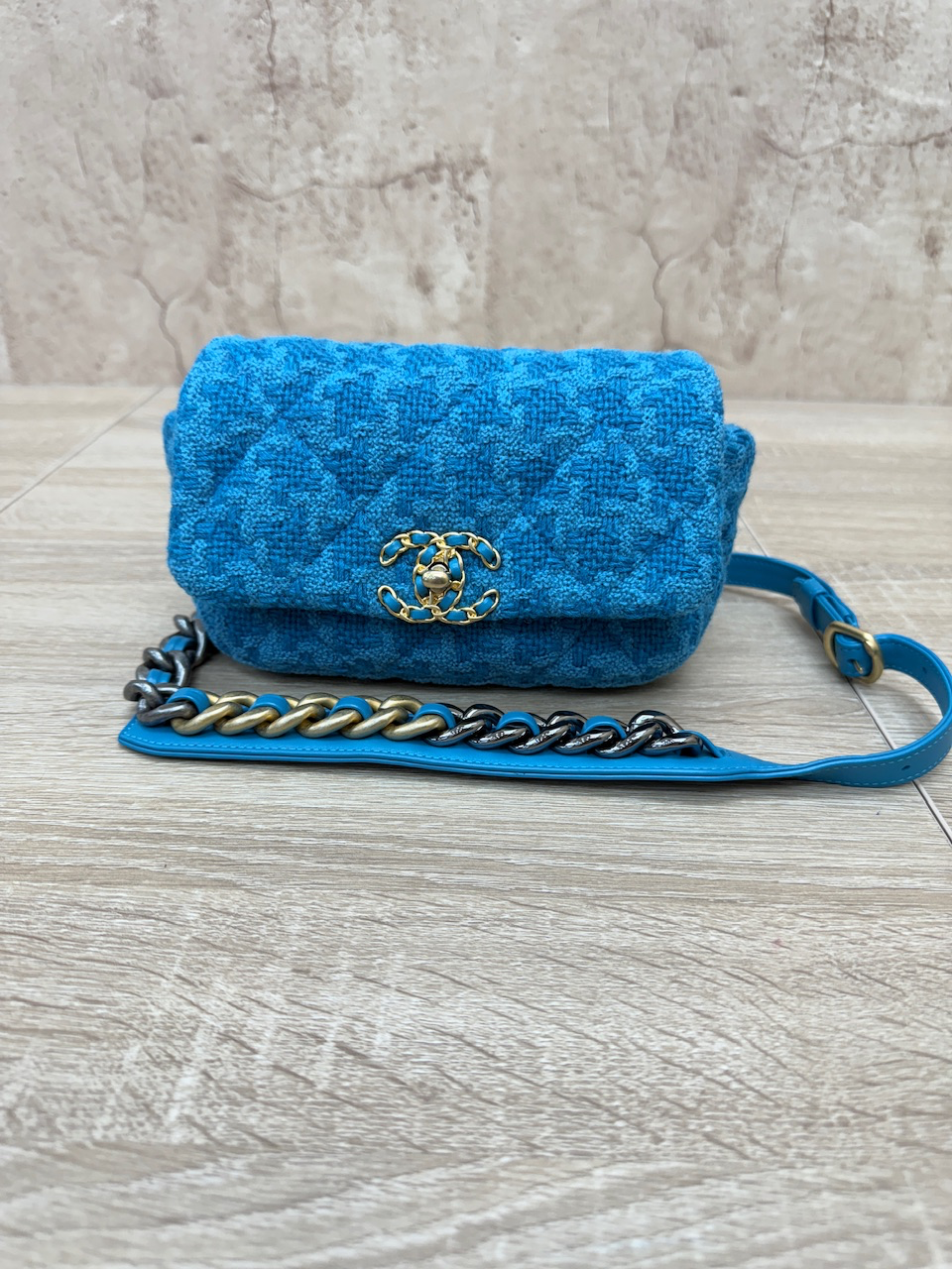 LIKE NEW- Chanel Teal Quilted Tweed Chanel 19 Waist Bag