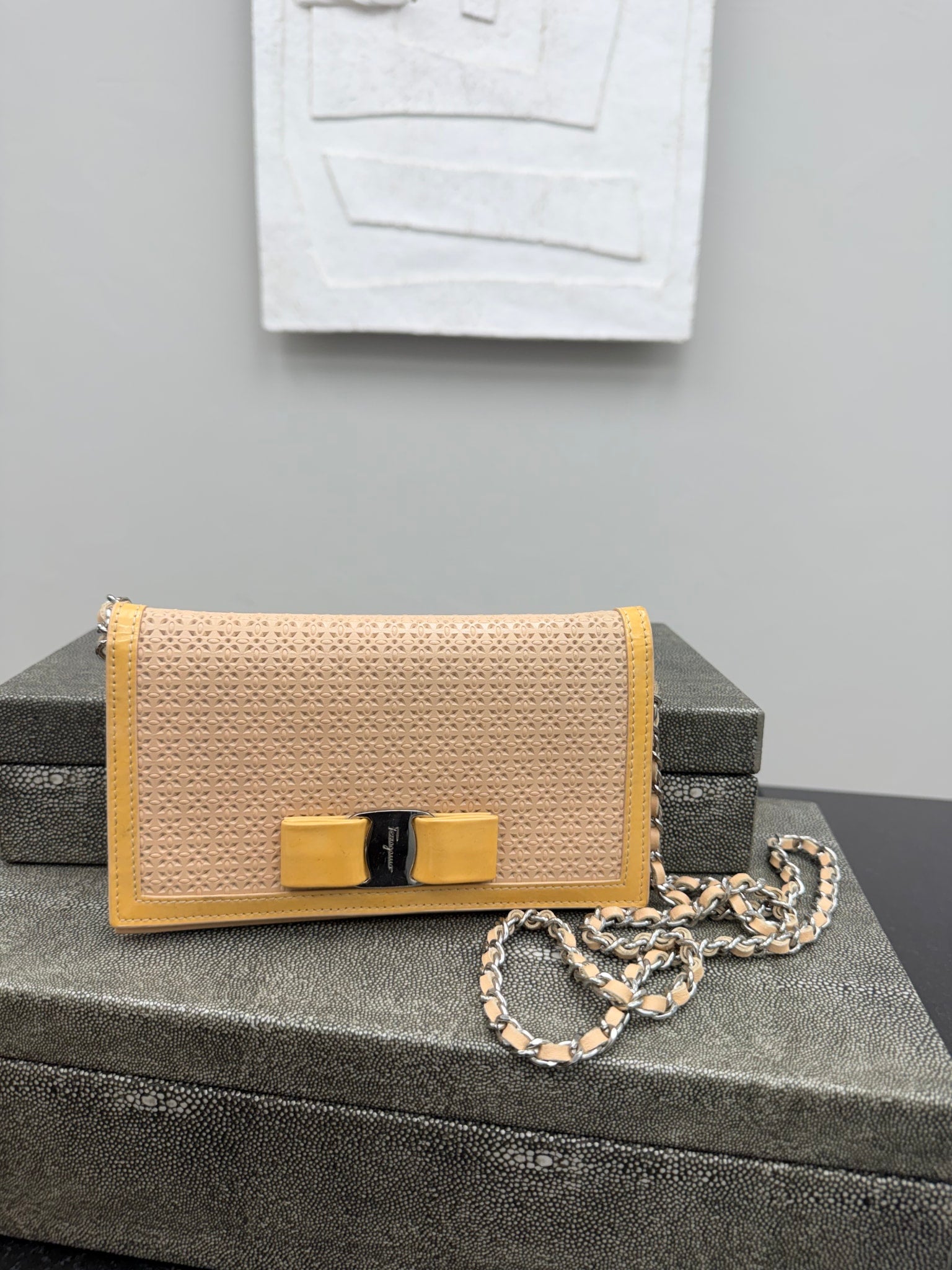 Salvatore Ferragamo Beige Leather Wallet On A Chain 