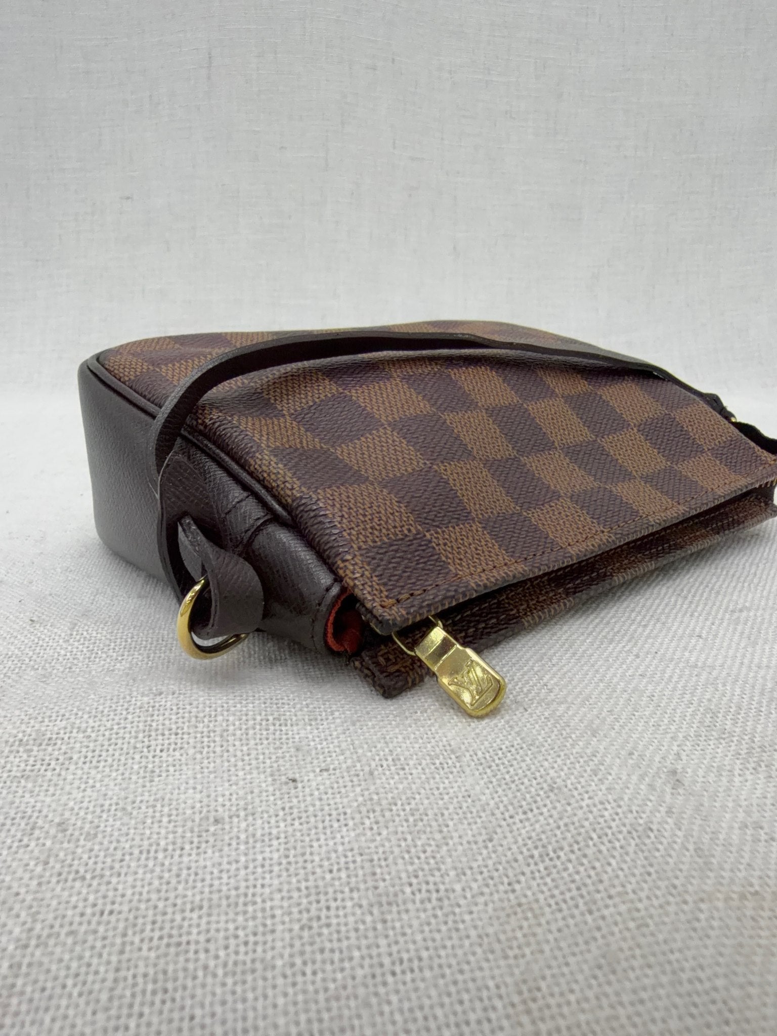 Louis Vuitton Damier Ebene Trousse Make Up Pochette
