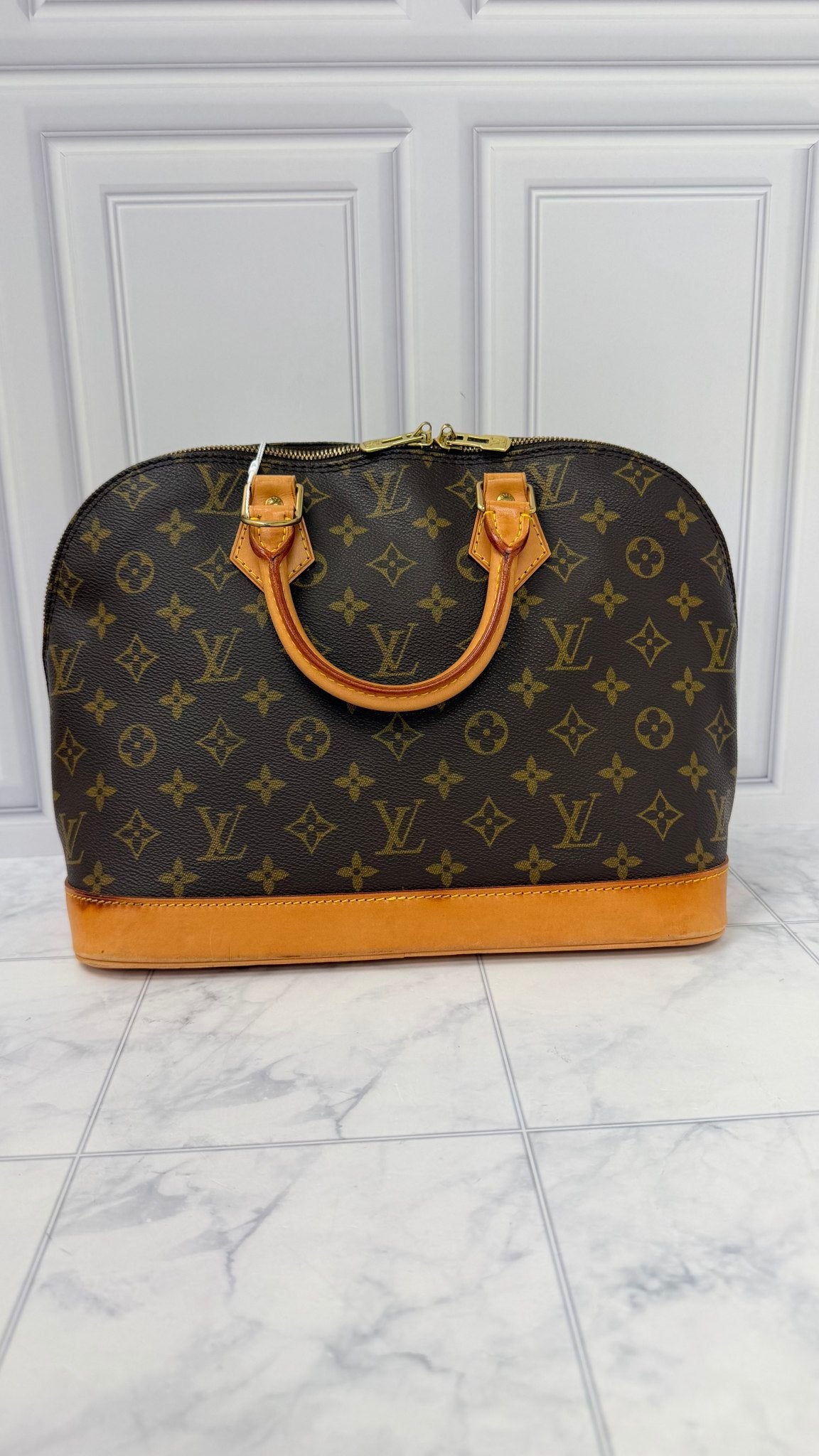 Louis Vuitton Monogram Alma PM Handbag 