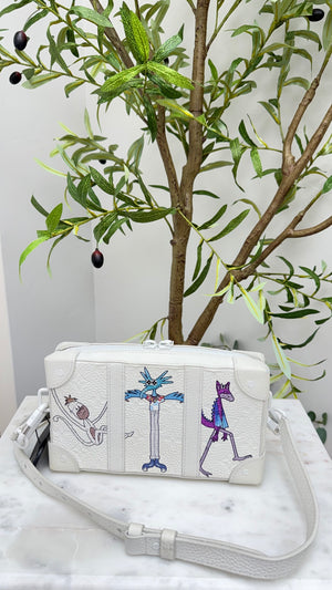 Louis Vuitton White Taurillon Leather Friends Cartoon Soft Trunk Shoulder Bag