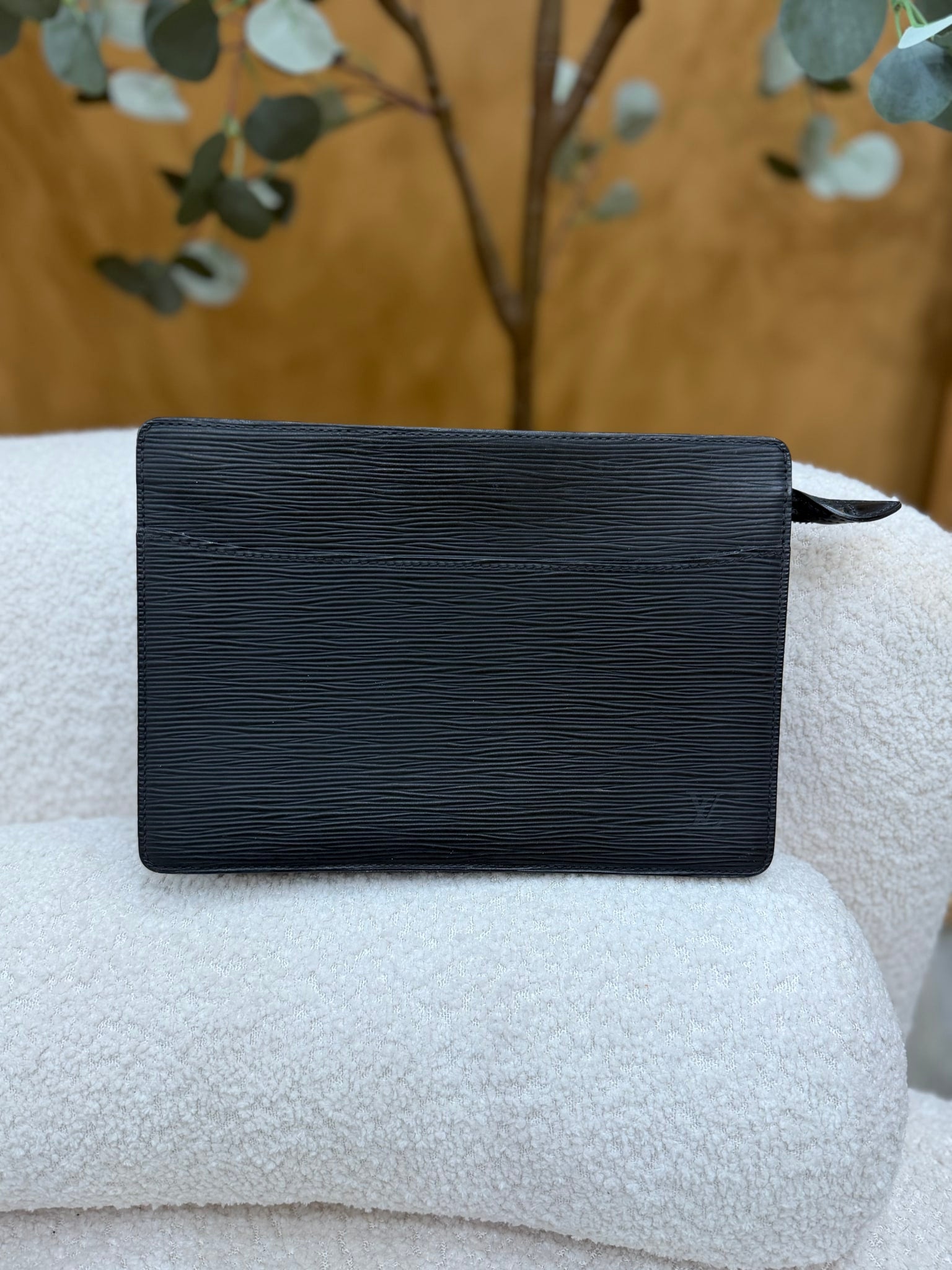 Louis Vuitton Black Epi Pochette Homme Clutch