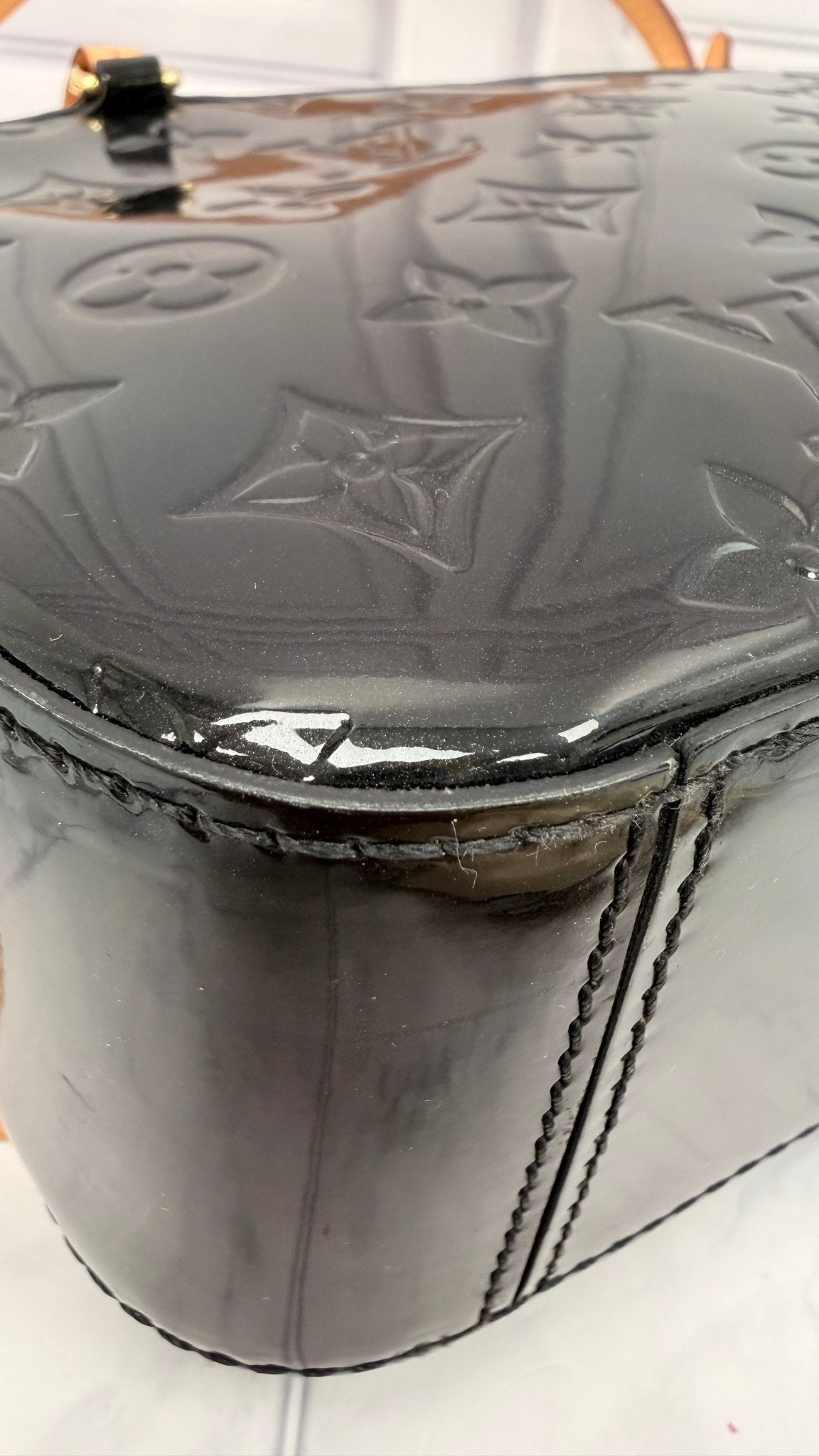 Louis Vuitton Black Vernis Santa Monica Camera Bag