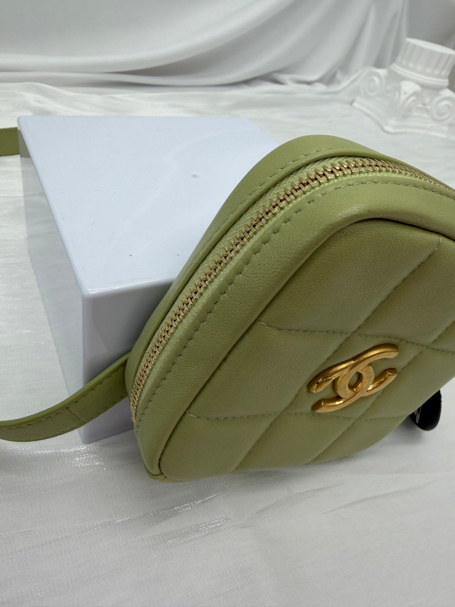 Chanel Green Lambskin Quilted Dimond Waist Bag