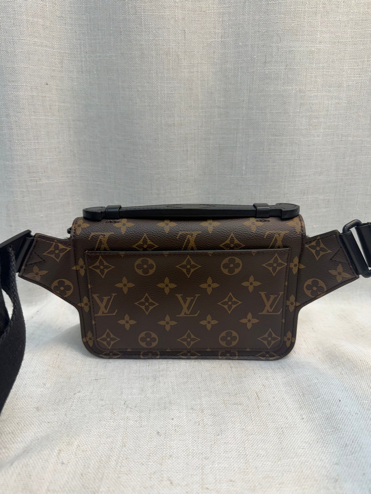 Louis Vuitton Monogram S Lock Sling Bag