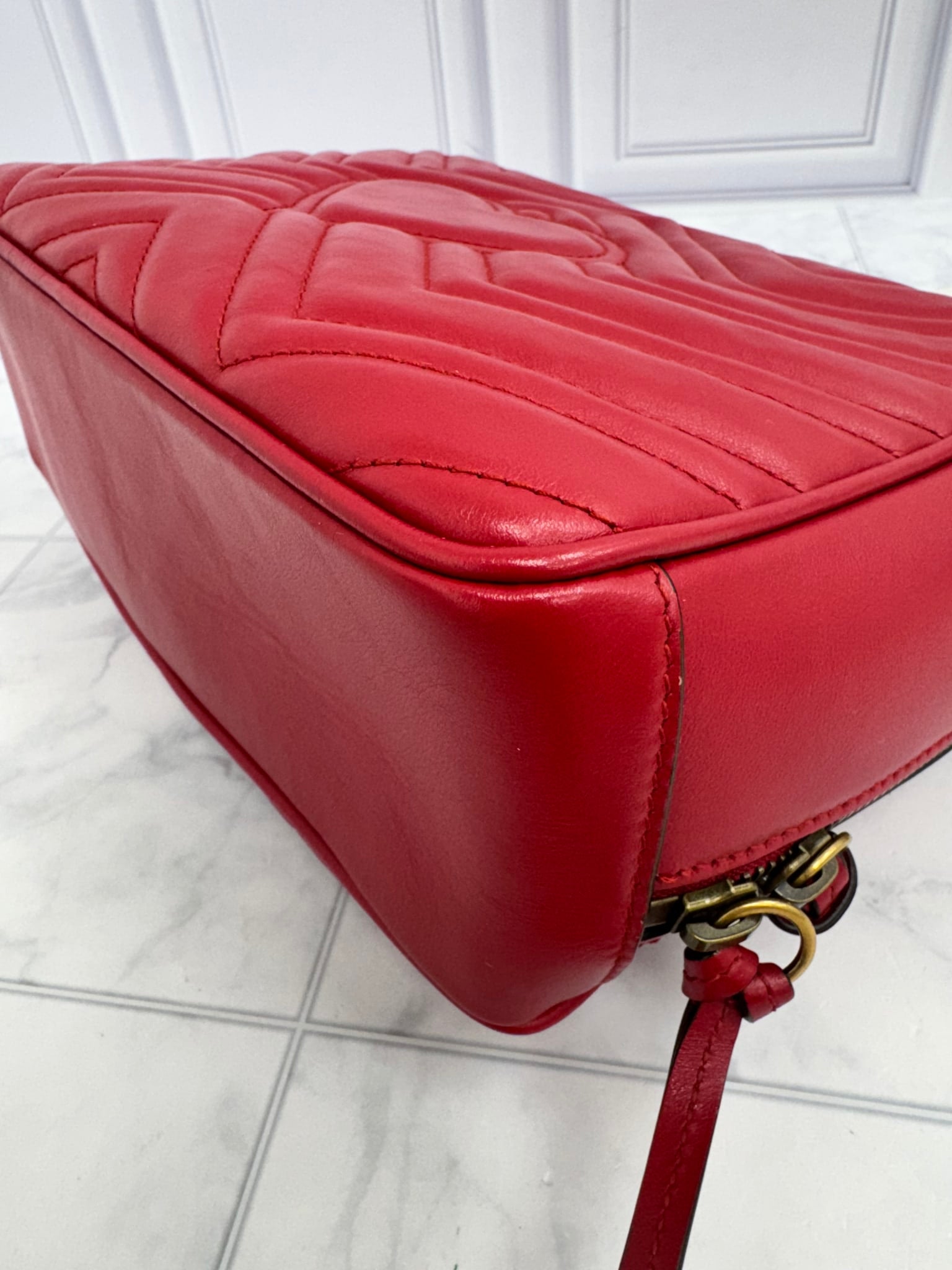 LIKE NEW - Gucci Red Matelasse GG Marmont Small 2Way Bag