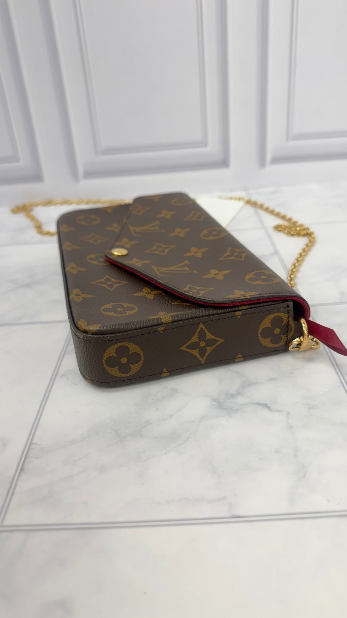 LIKE NEW - Louis Vuitton Monogram Pochette Felicie Crossbody Bag 