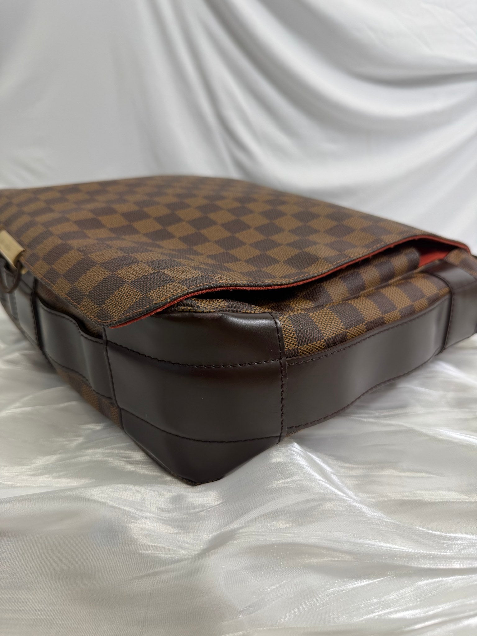 Louis Vuitton Damier Ebene Bastille Messenger Bag