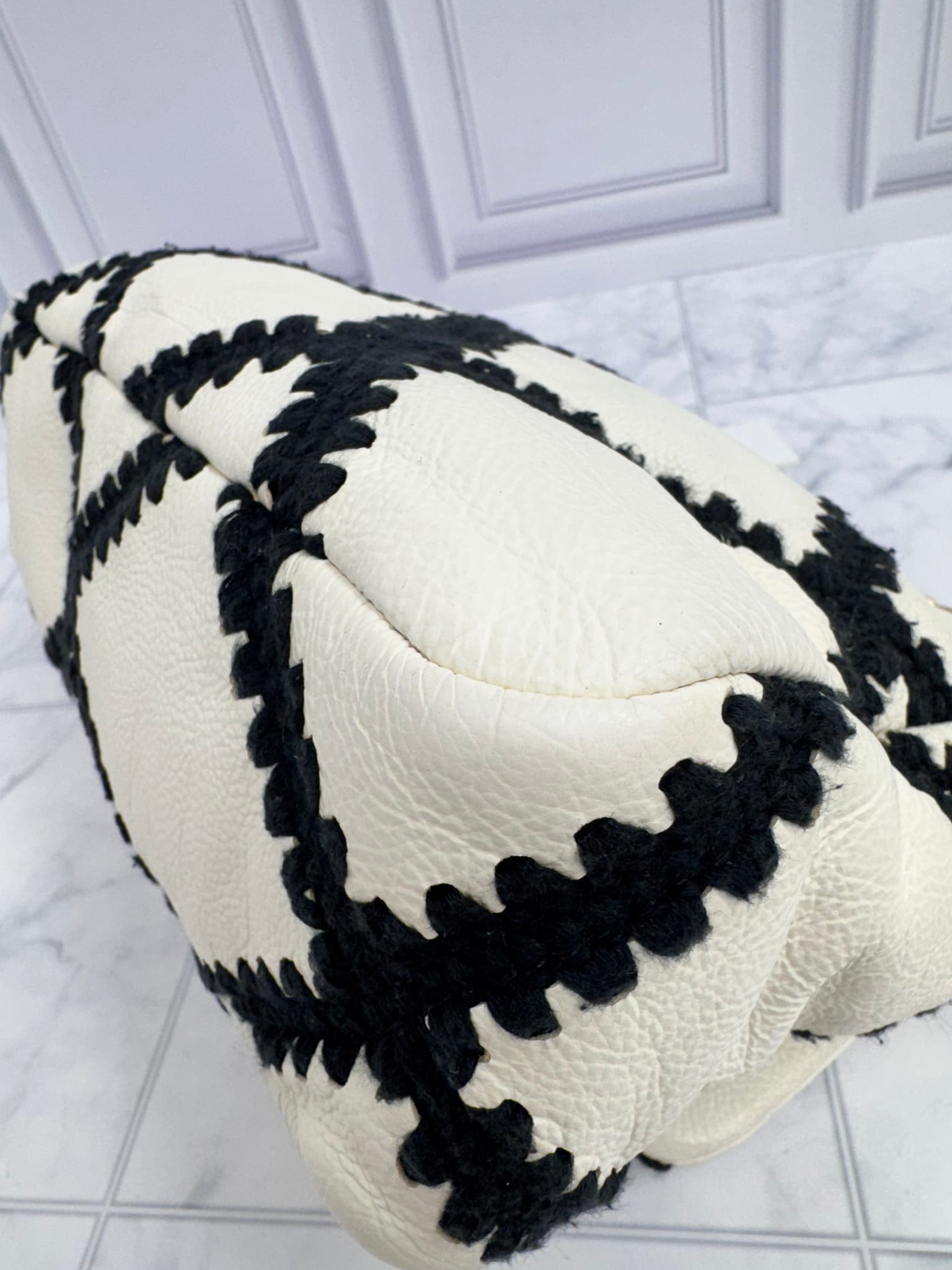  Chanel 19 White And Black Crochet Calfskin Medium Flap Bag 