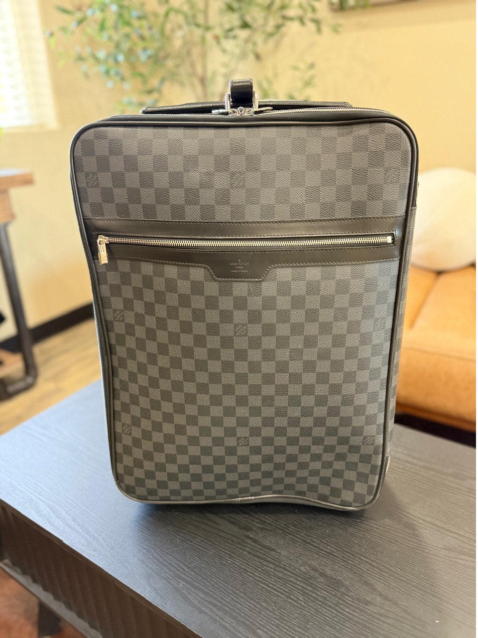 Louis Vuitton Damier Graphite Pegase Luggage 55