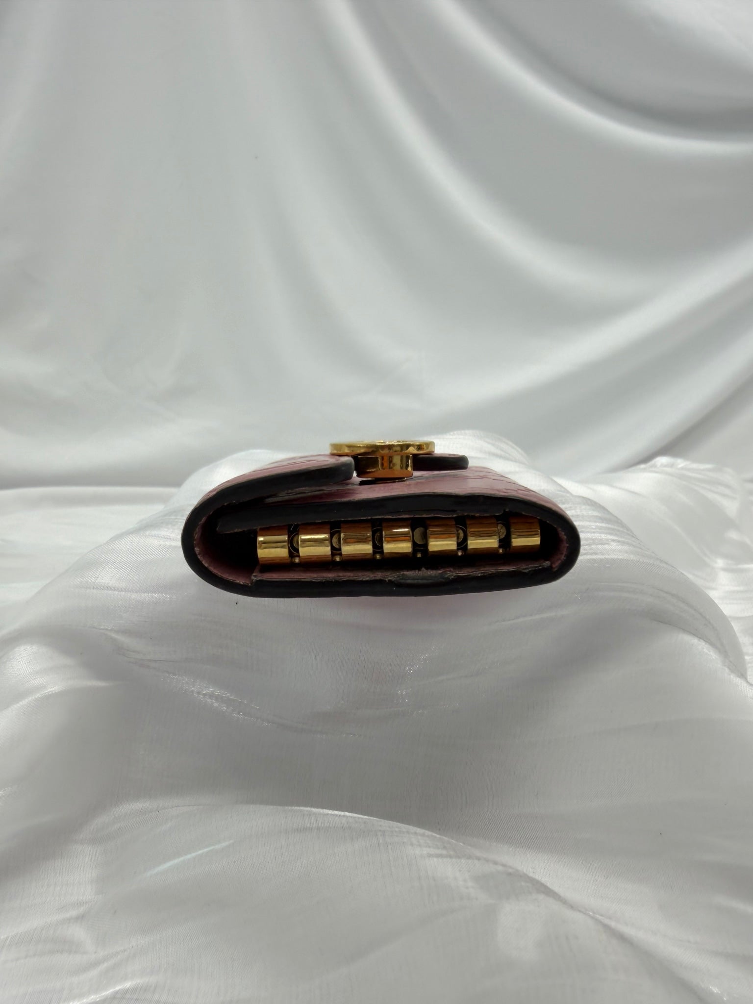 https://res.cloudinary.com/dyql5hig8/image/upload/v1759527562/pcncdwf9eo0iecohilb9.jpg