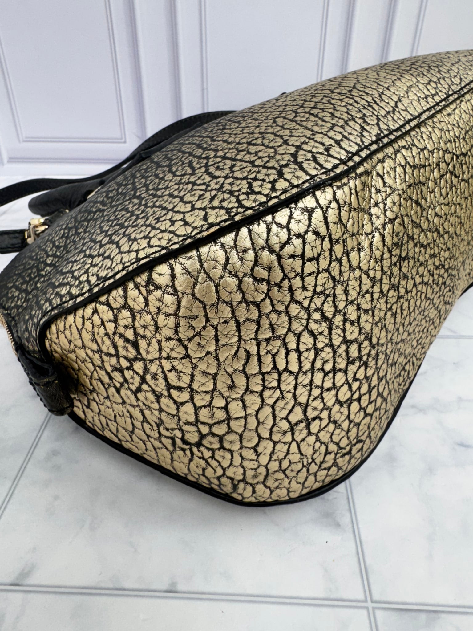 Burberry Black & Gold Ombre Grained Leather 2Way Bag