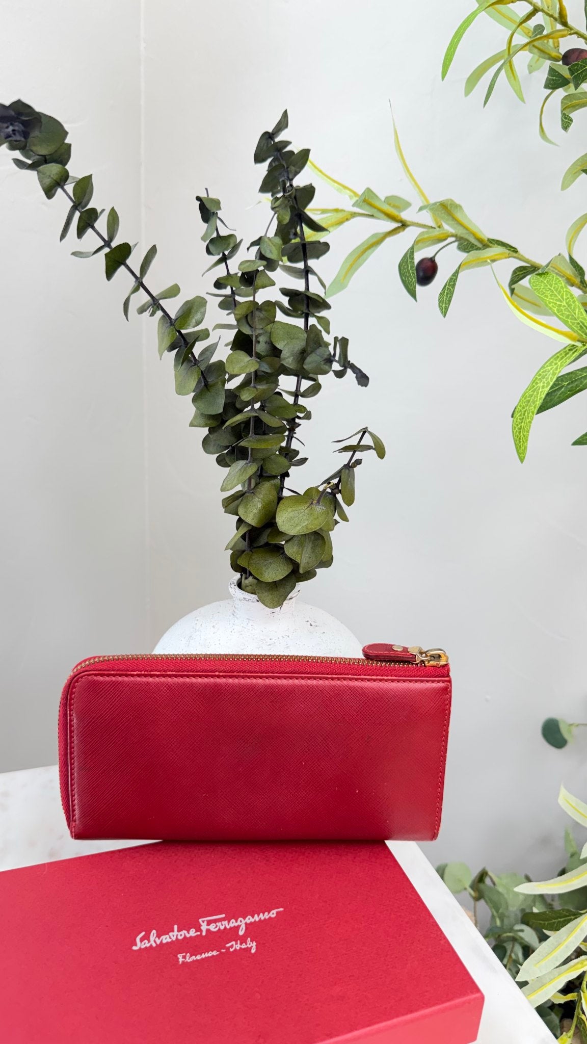 Salvatore Ferragamo Red Saffiano Leather Zippy Wallet