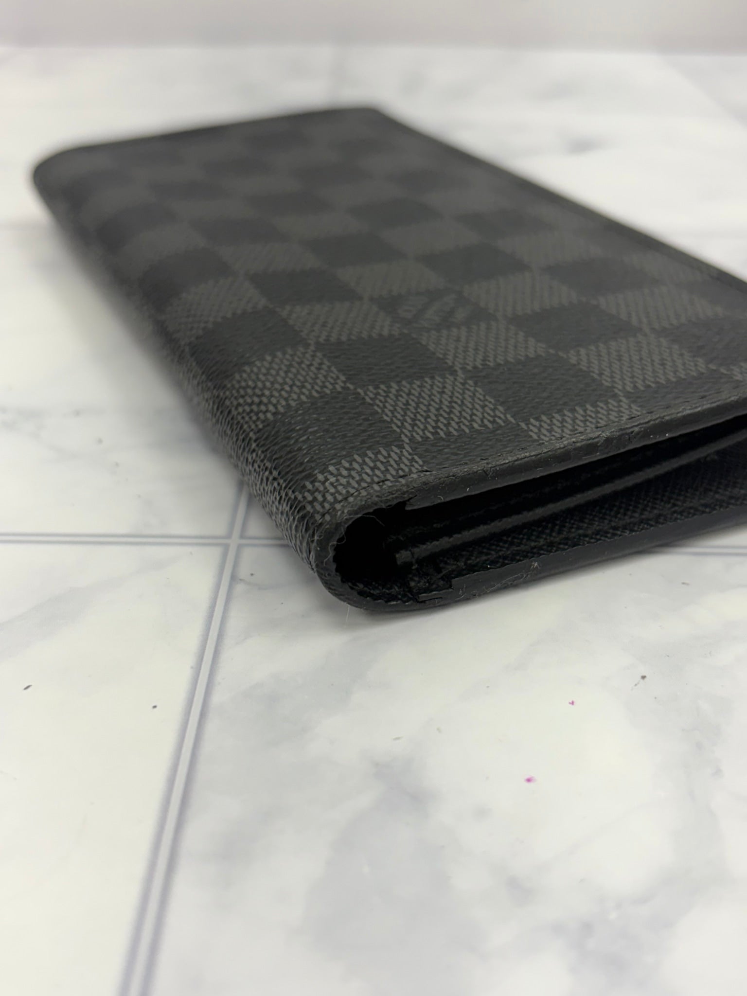 Louis Vuitton Damier Graphite Brazza Wallet
