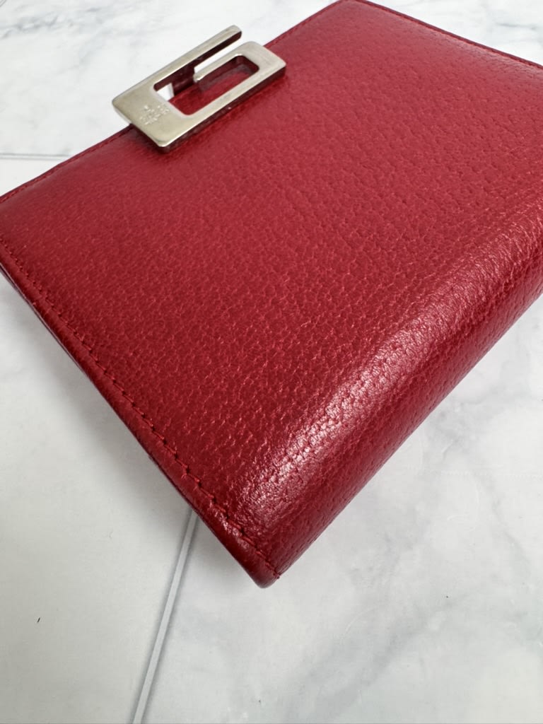 Gucci Red Grained Leather Compact Wallet