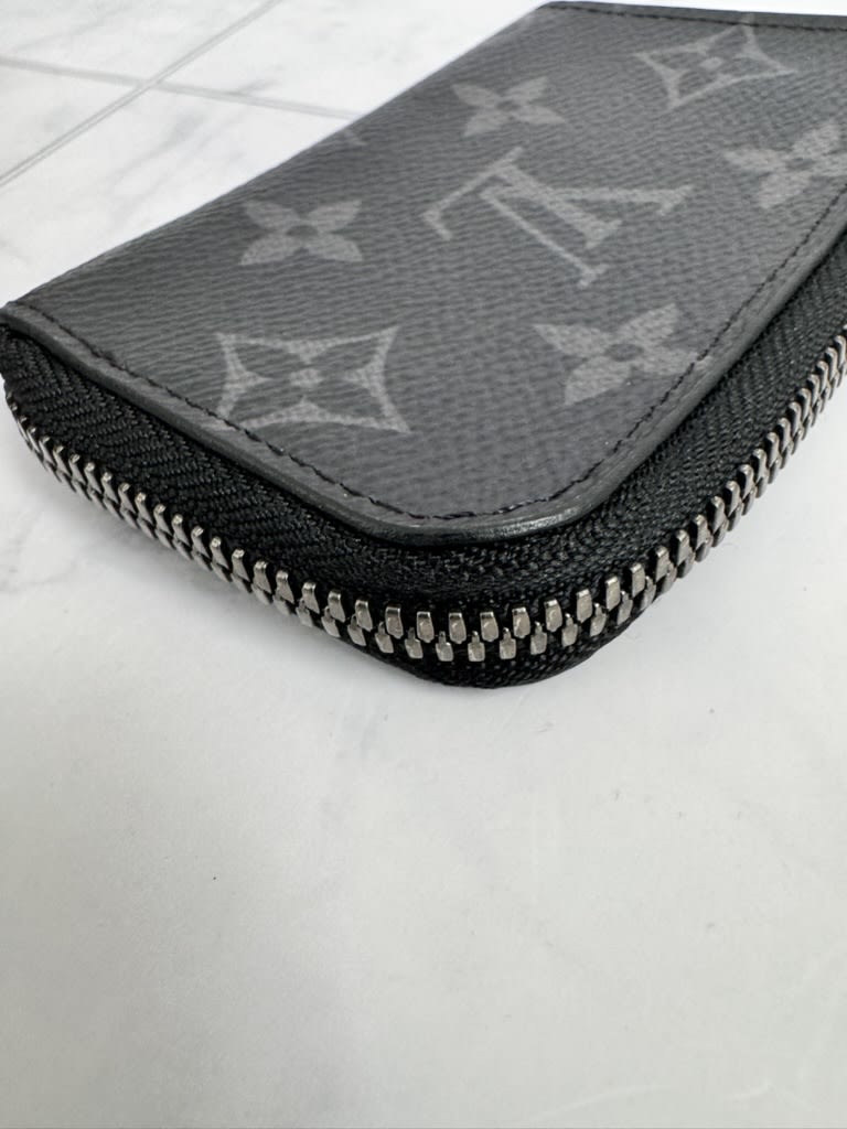 Louis Vuitton Eclipse Monogram Porte Monnaie Jour Coin Case