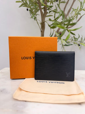 LIKE NEW - Louis Vuitton Black Epi Leather Vertical Card Case
