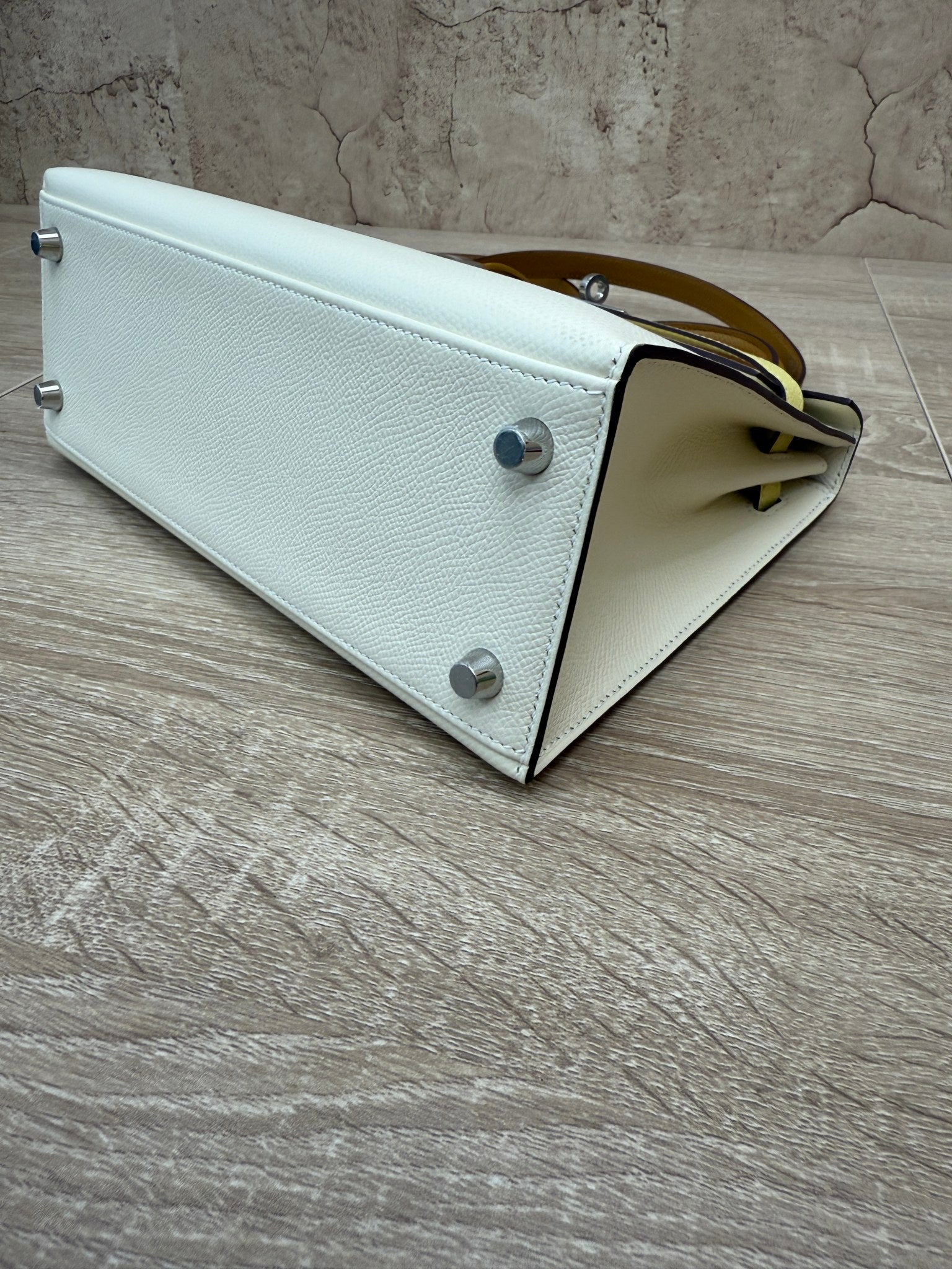 LIKE NEW- Hermes Tri-Color Epsom Leather Kelly Sellier 25