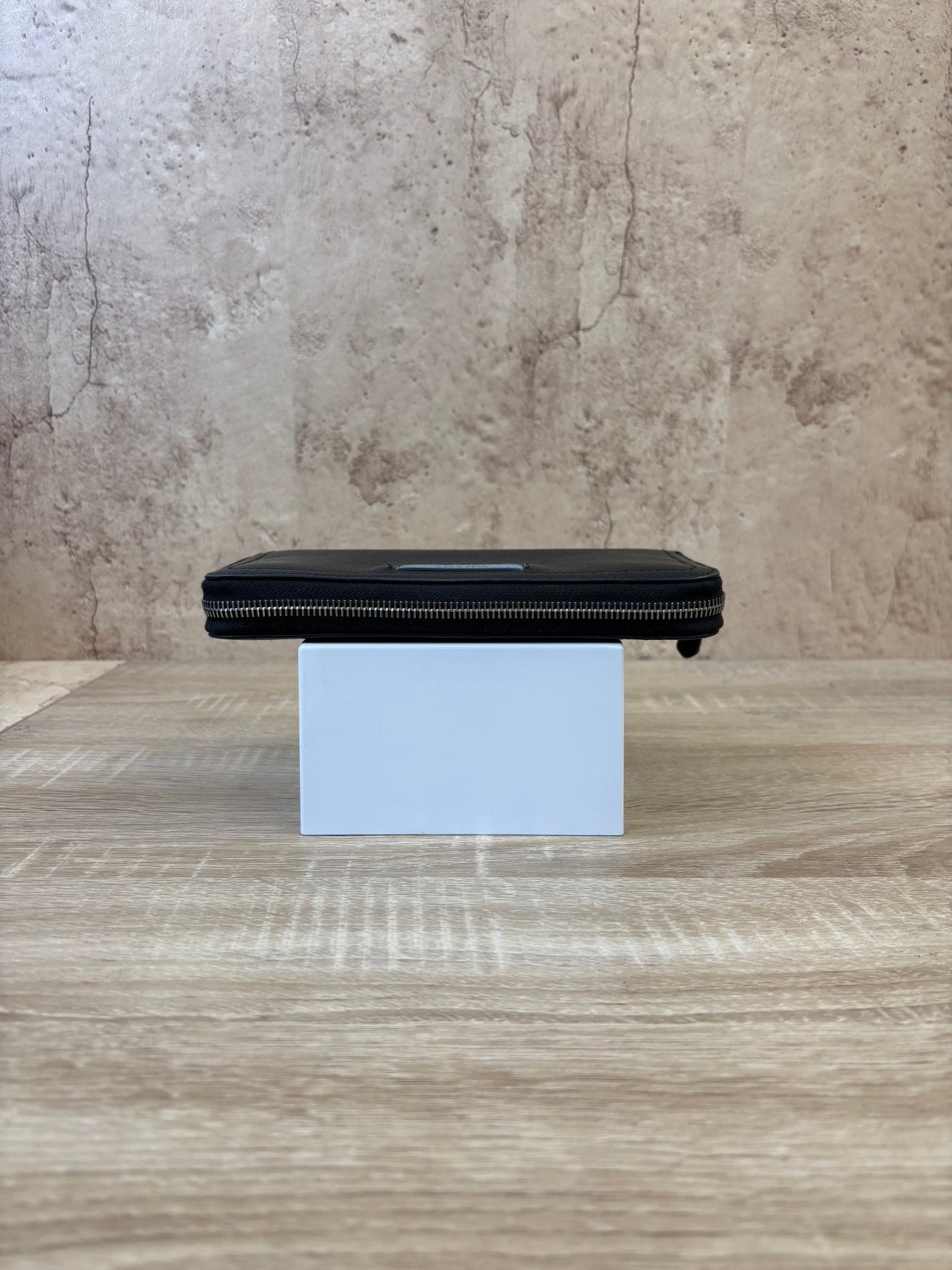 https://res.cloudinary.com/dyql5hig8/image/upload/v1758900521/pjlzzaw7axfjxdynauny.jpg