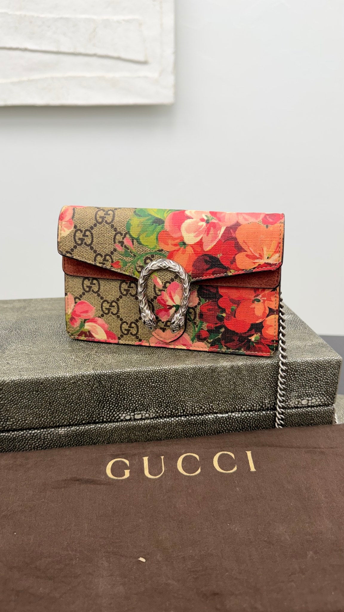 Gucci GG Supreme Dionysus Bloom Super Mini Crossbody 