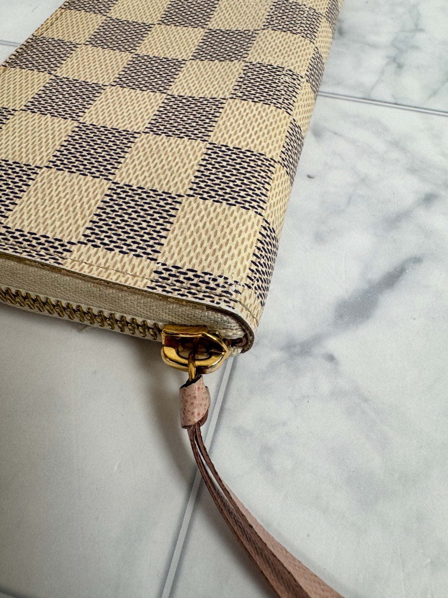 Louis Vuitton Damier Azur Zippy Wallet