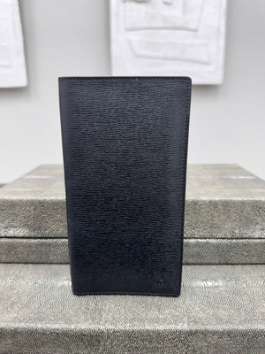 LIKE NEW - Gucci Black Leather Long Wallet