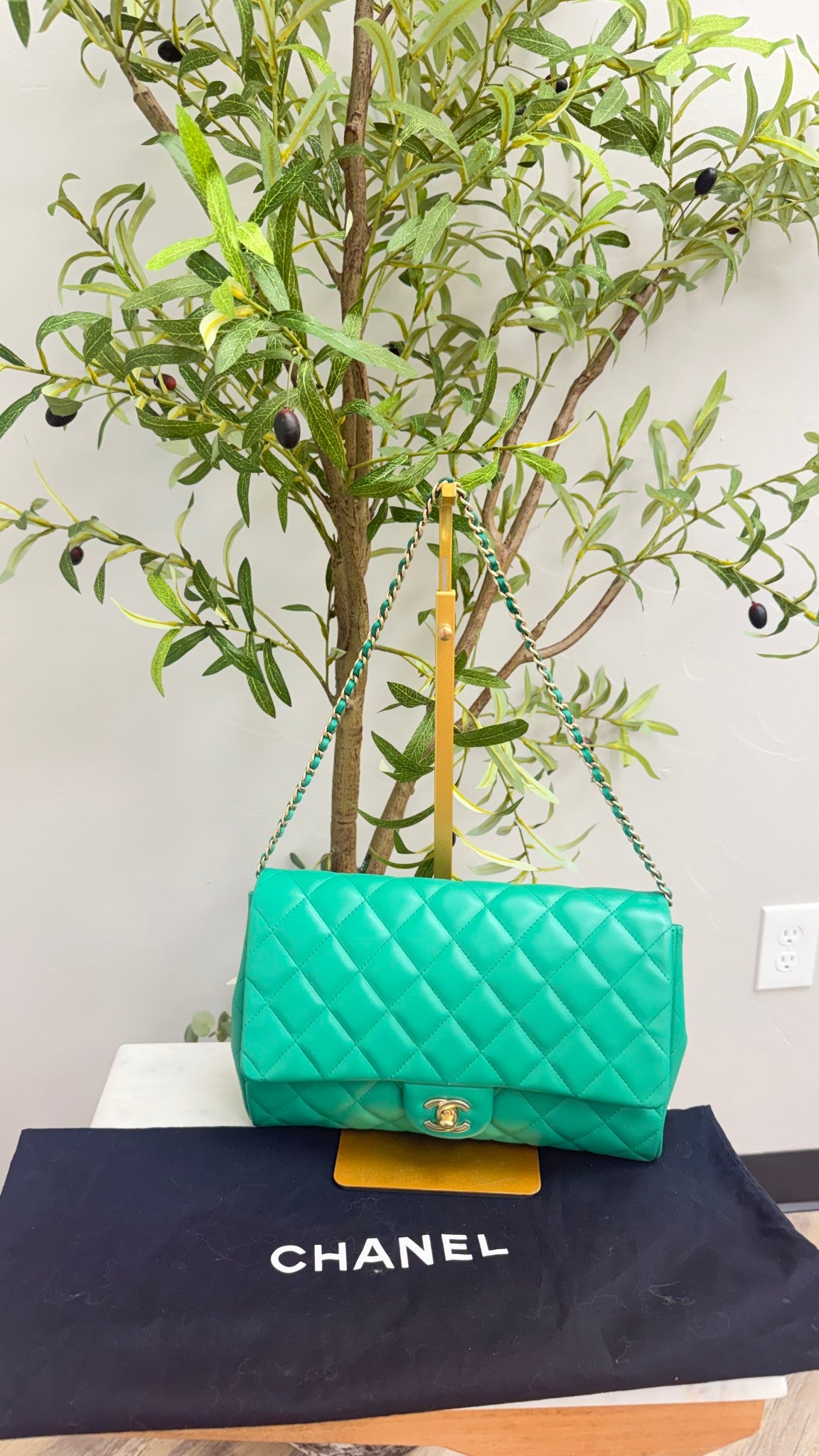 LIKE NEW - Chanel Green Quilted Lambskin Leather Flap Bag 