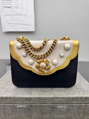 Gucci Black And Gold Leather Pearly Peony Small Chain Shoulder Bag