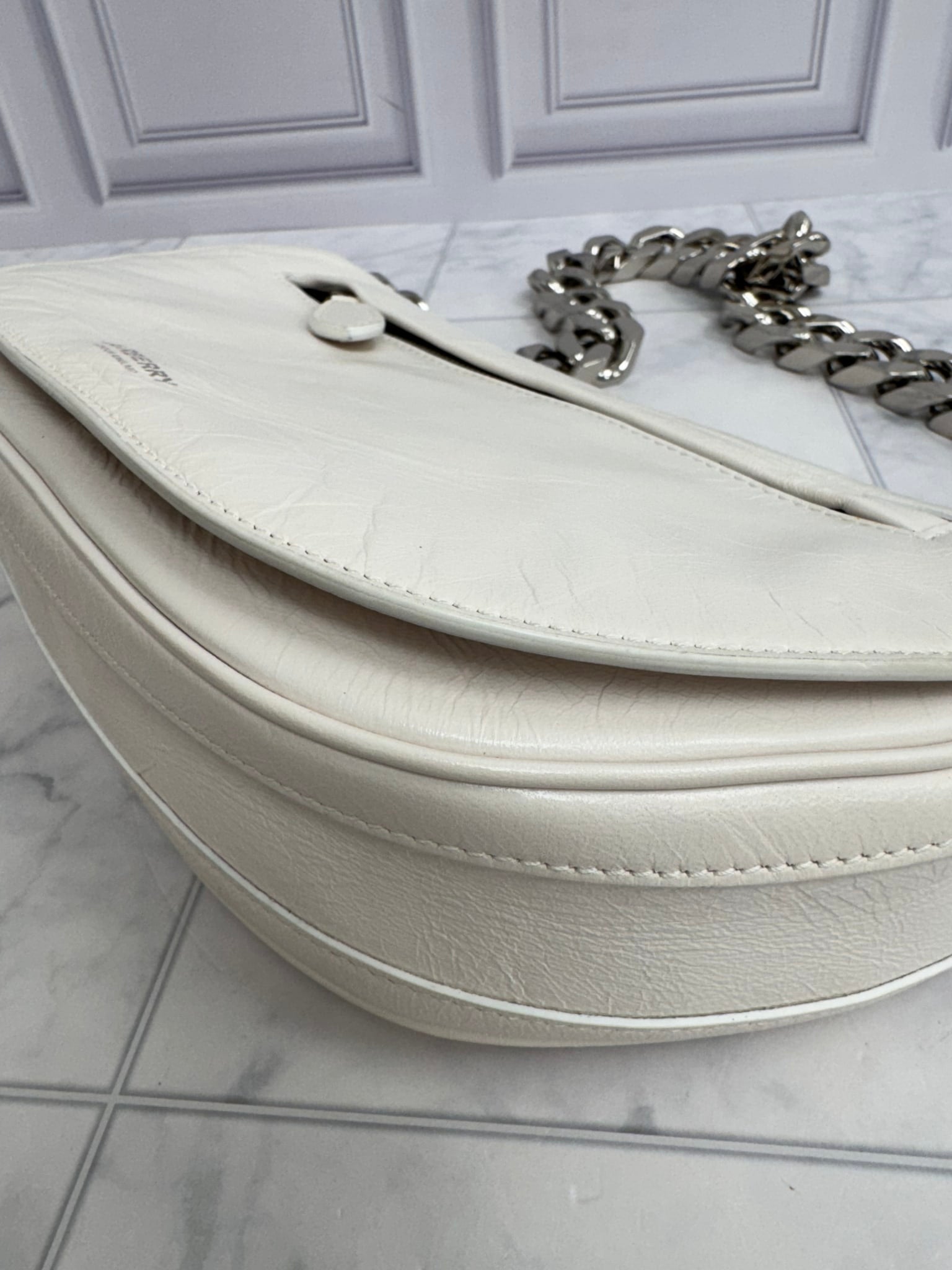 Burberry White Leather Olympia Small Chain Shoulder Bag