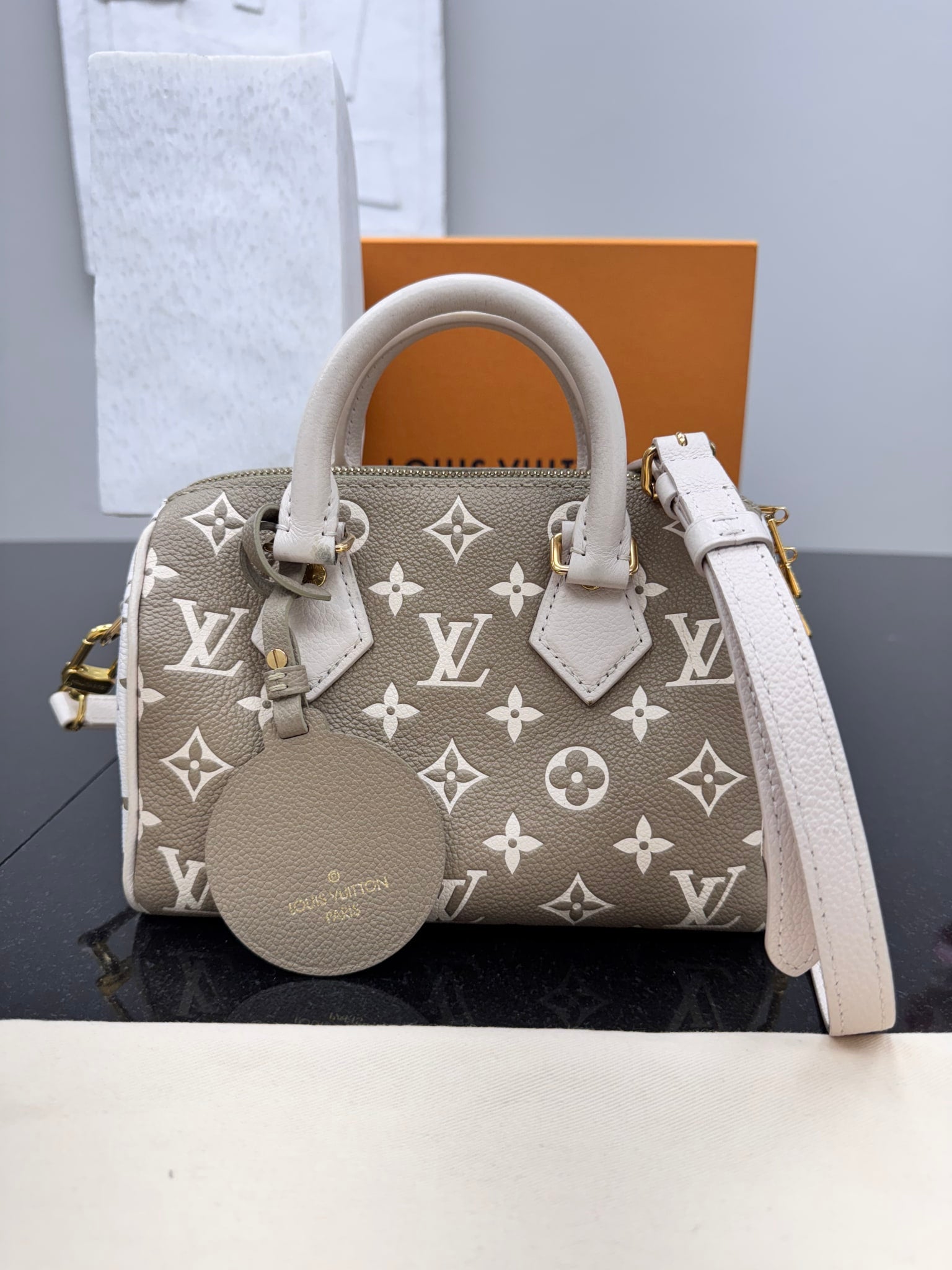 Louis Vuitton Green And White Monogram Empreinte Speedy Bandouliere 20