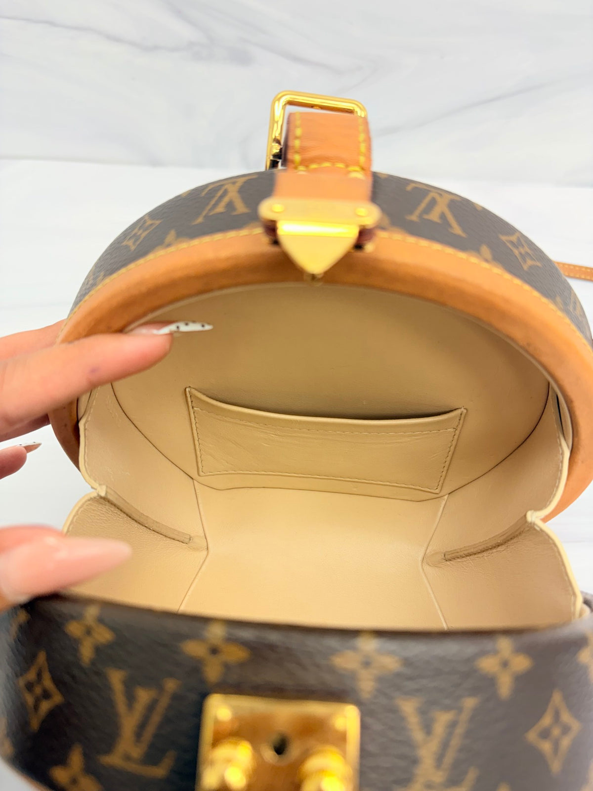 Louis Vuitton Monogram Boite Chapeau Crossbody Bag