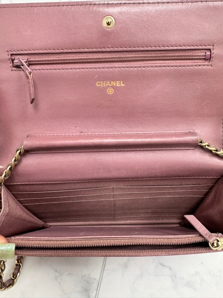 Chanel Dusty Rose Diamond Quilted Leather Boy Wallet On A Chain