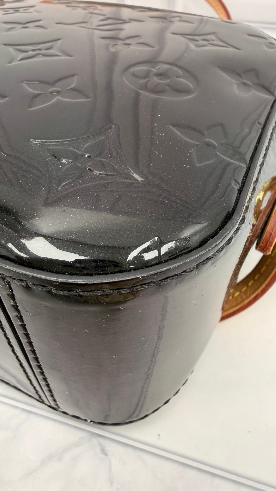 Louis Vuitton Black Vernis Santa Monica Camera Bag