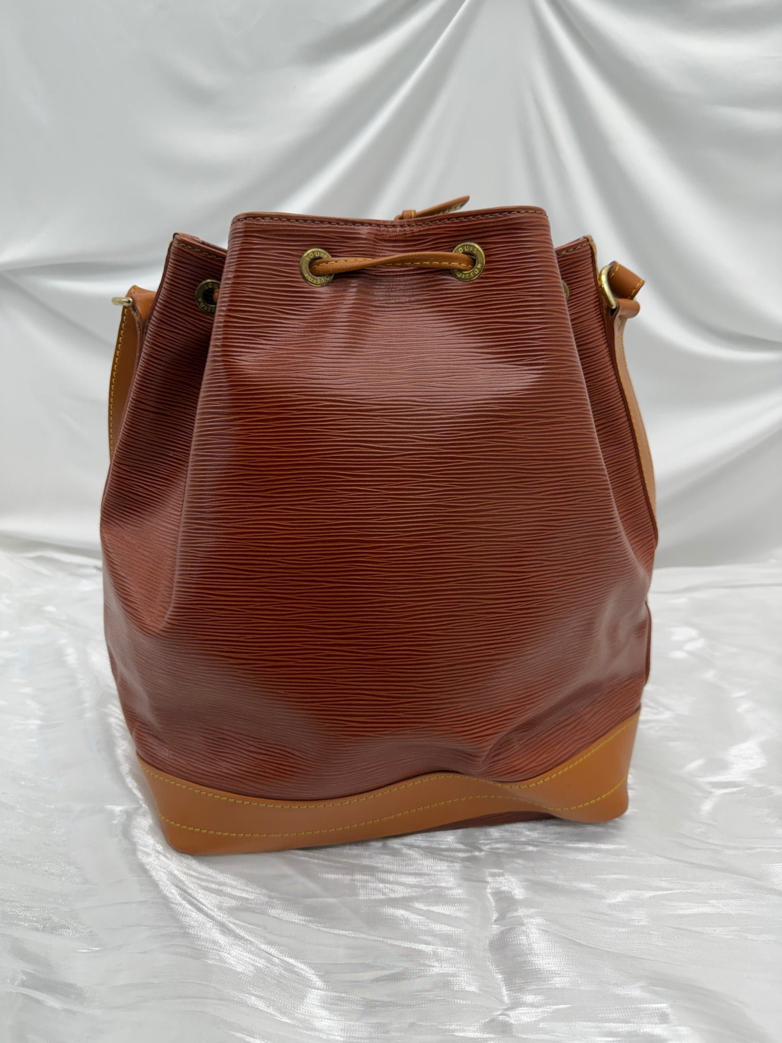 Louis Vuitton Brown Epi Noe Bucket Bag GM