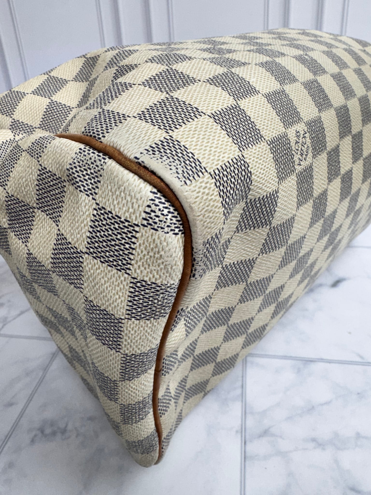 Louis Vuitton Damier Azur Speedy 30