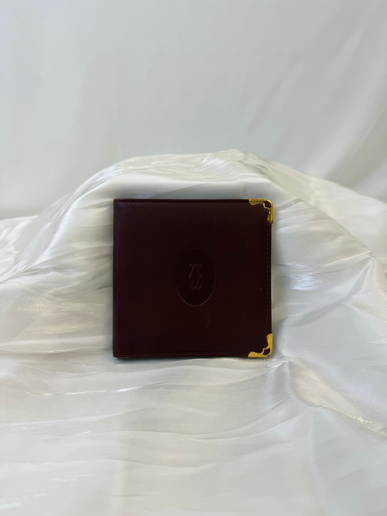 Cariter Bordeaux Leather Bifold Wallet