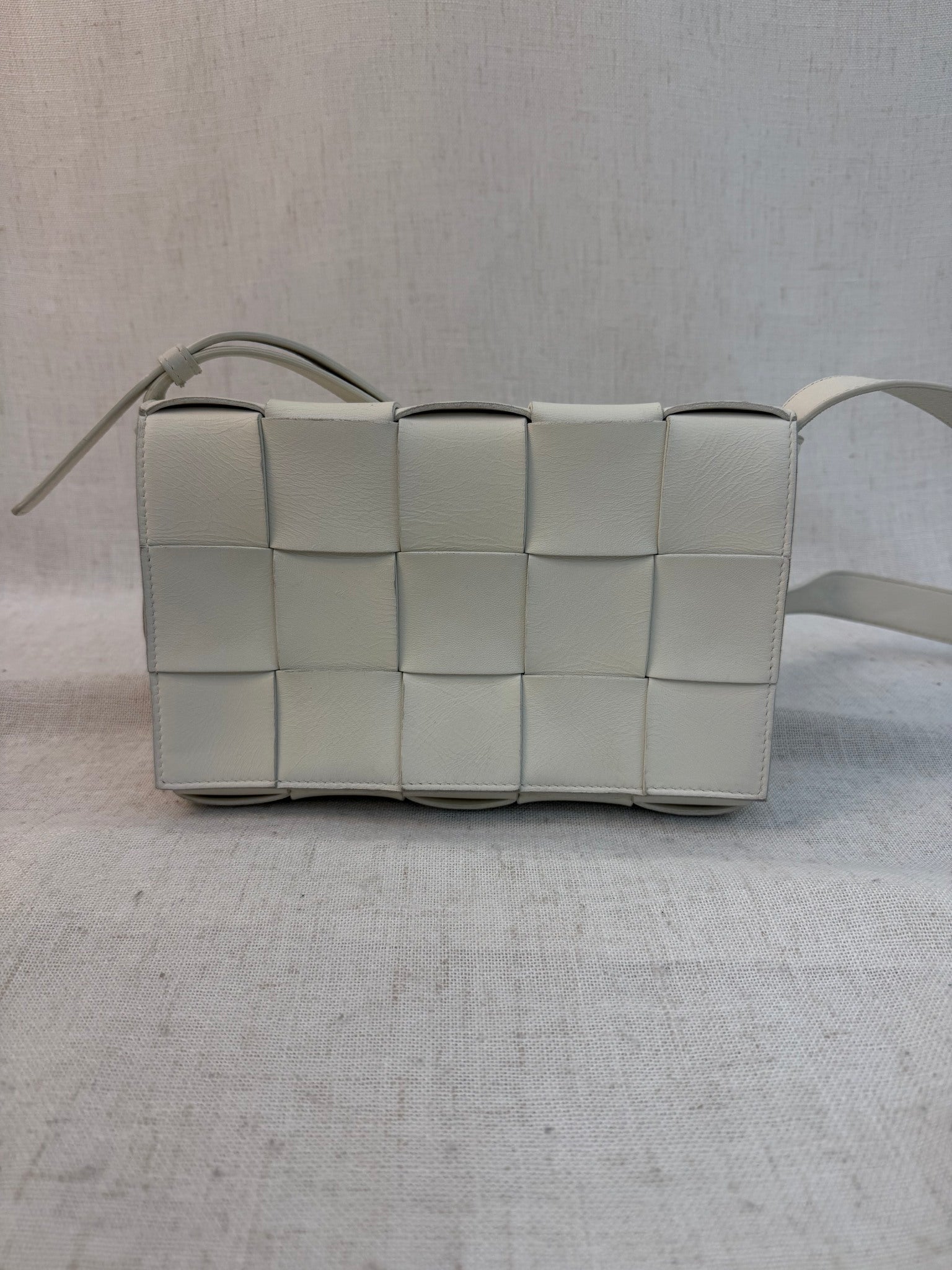 Bottega Veneta White Leather Medium Cassette Bag